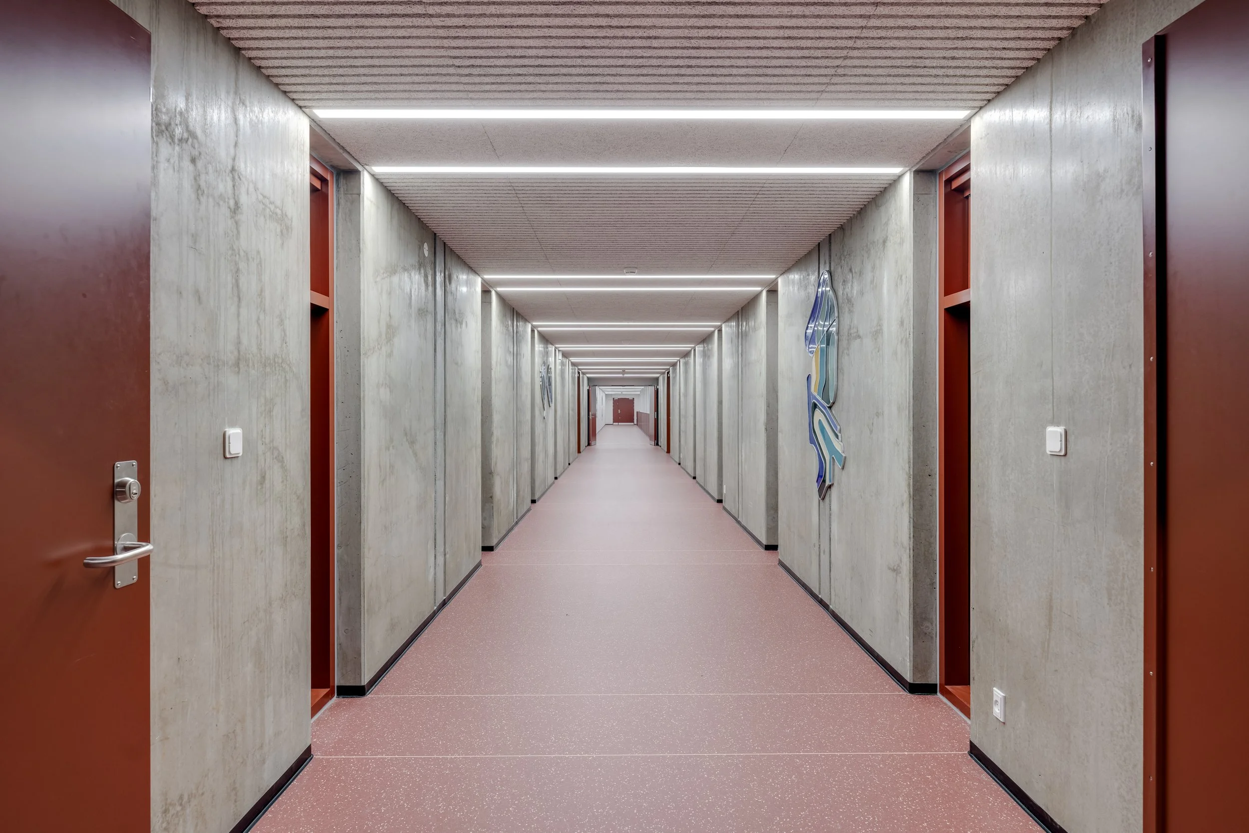 ringe-prison-hall.jpg