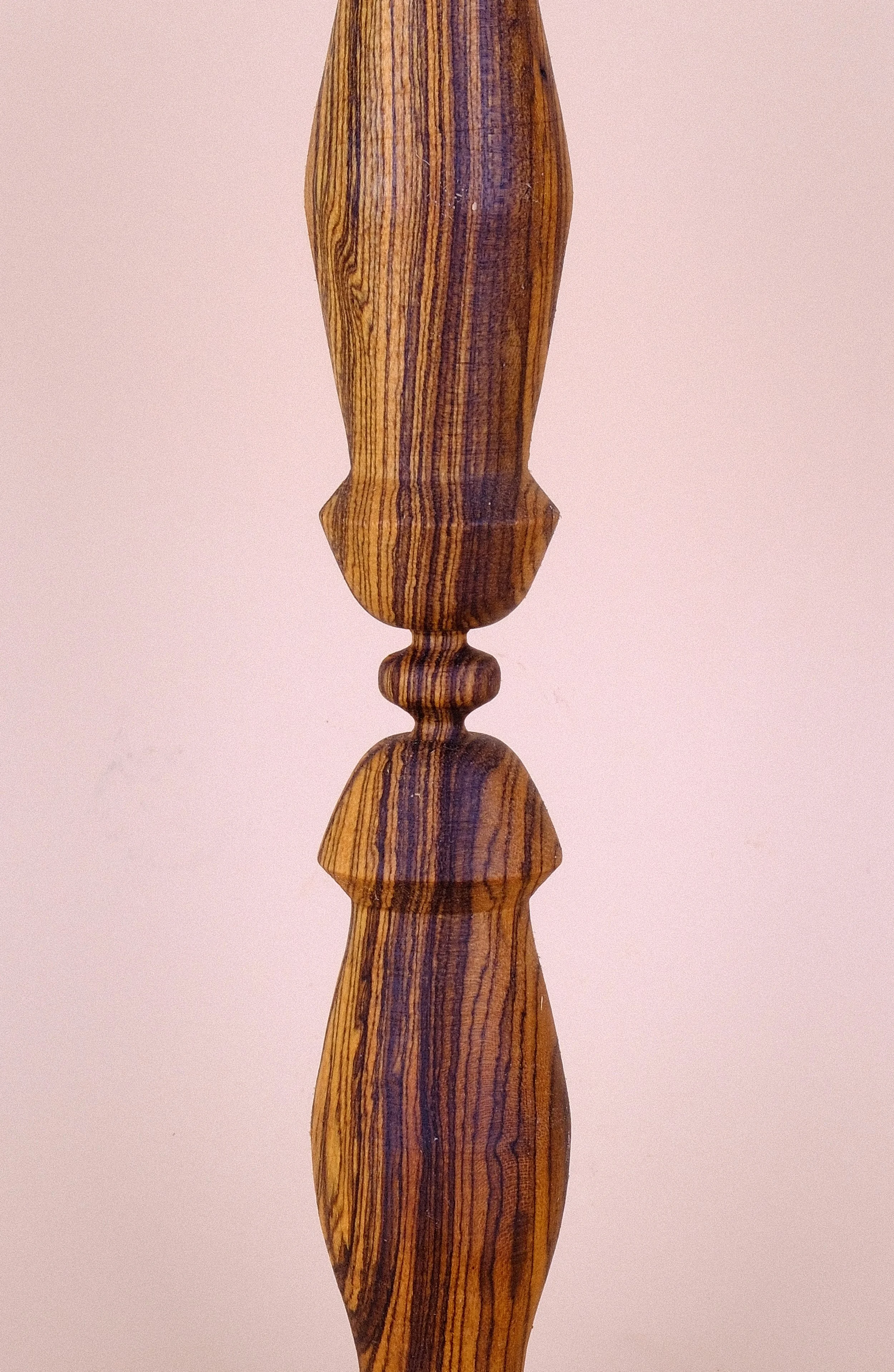 shape0202.jpg