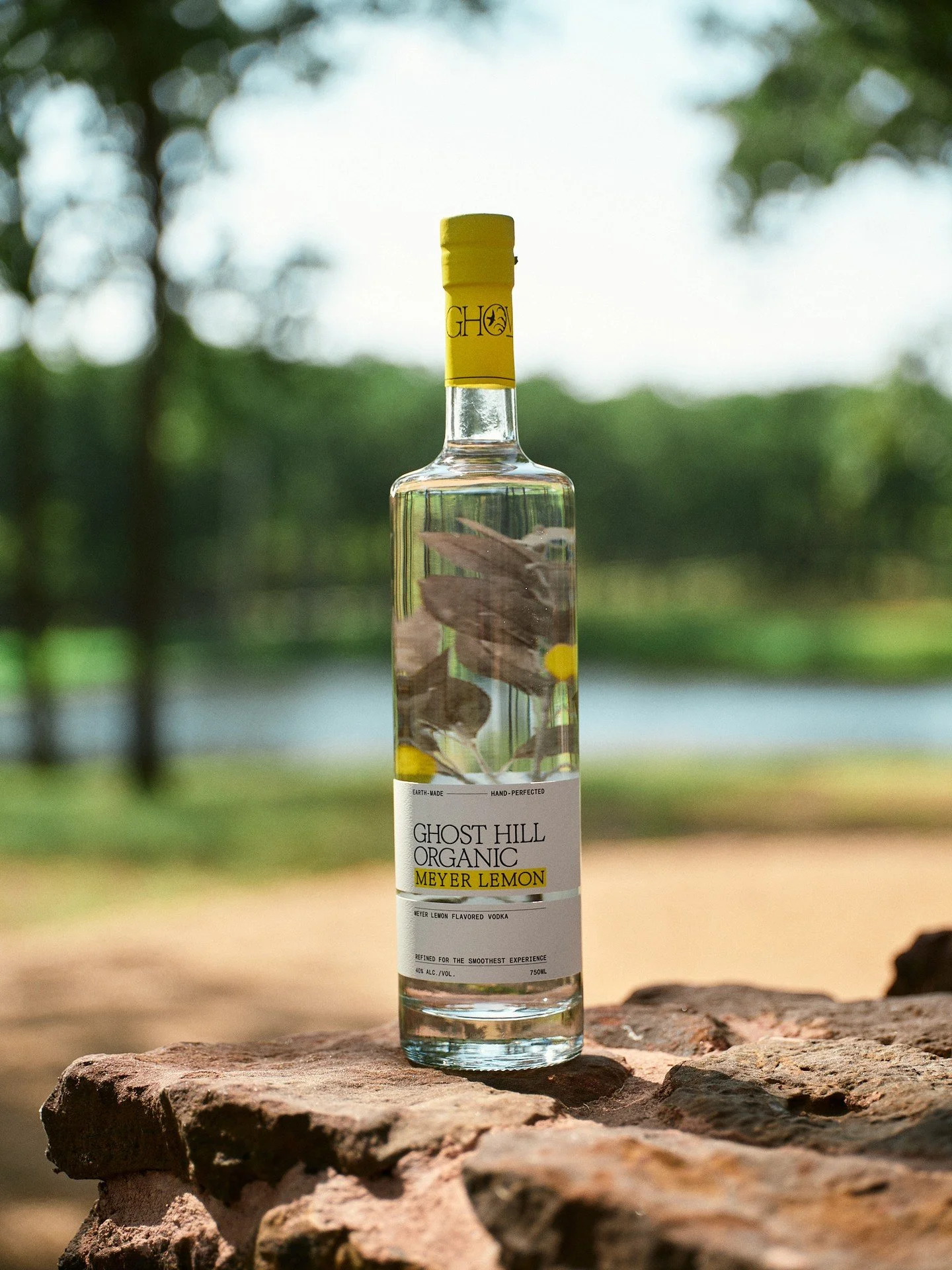 Sunshine in a bottle. Ghost Hill Organic Meyer Lemon, naturally infused, endlessly refreshing. 

#ghosthillorganicvodka #meyerlemon #organicvodka #madeintexas