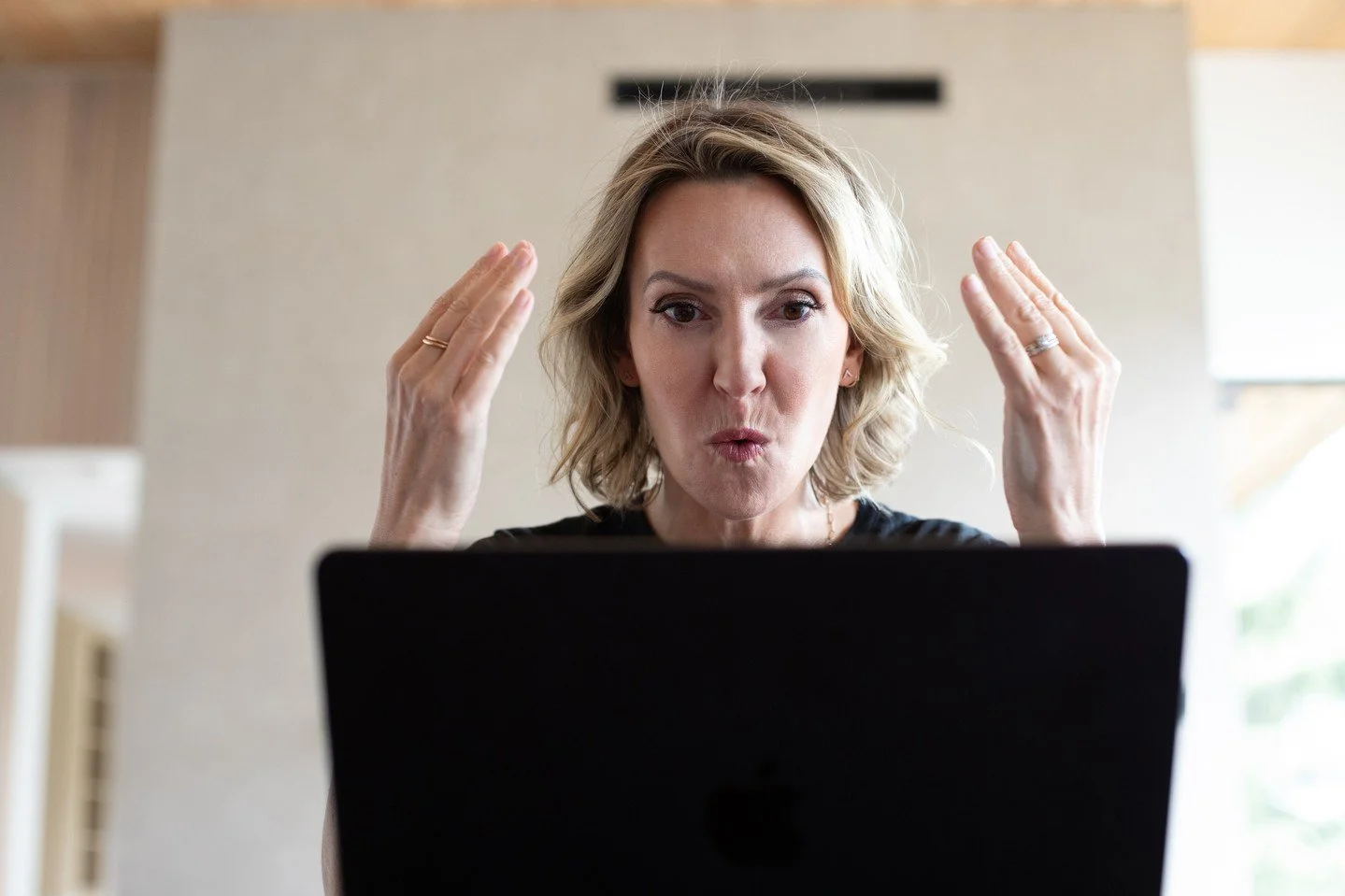 Have you ever received an email with strata documents from your Realtor, seen 200+ pages, and immediately started spiralling? 😵&zwj;💫⁠
⁠
Even if you enjoy reading strata minutes (guilty 🙋&zwj;♀️), that first glance can still feel like a lot.⁠
⁠
He