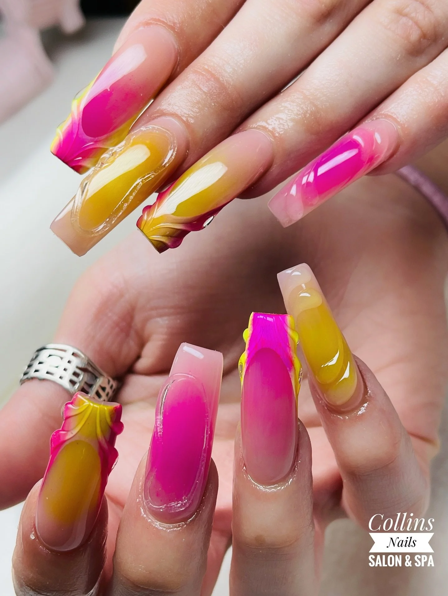 Designer Fullset #CollinsNails .
.
.
.
.
#dallasnails #fortworthnails #desotonails #cedarhillnails #arlingtonnails #grandprairienails #irvingnails #oakcliffnails #nailsdallas #dfwnails #planonails #northrichlandhillsnails #bedfordnails #eulessnails #