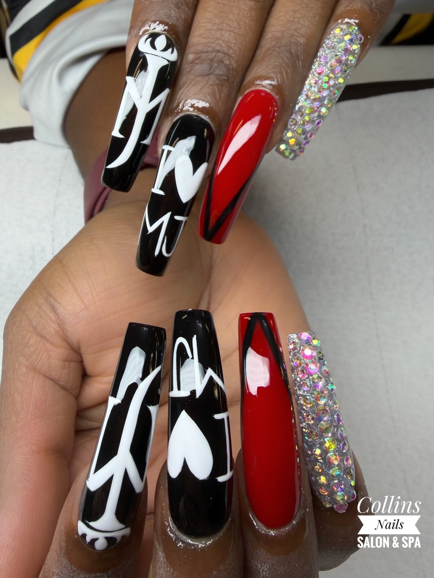 Natural Curves Nails #CollinsNails