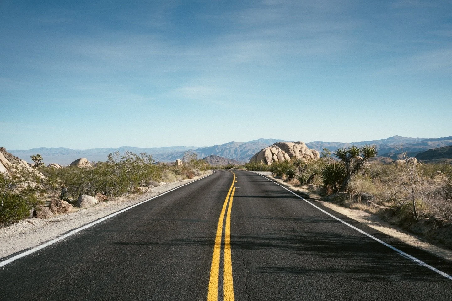 ✨ Open Road ✨

The view driving through Joshua Tree was absolutely stunning! 

📷 Nikon Z7ii

#hollyridgephoto #photography
