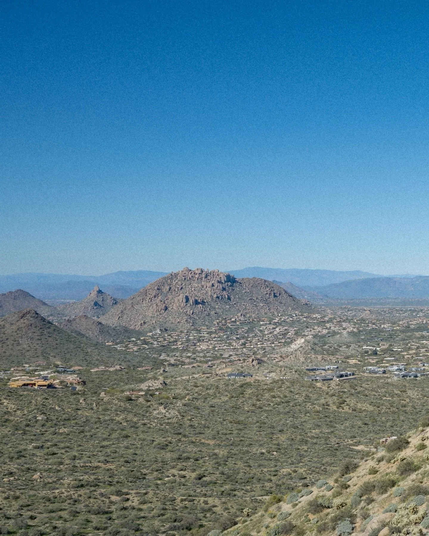 ⏩ Swipe for Panorama ⏩

When hiking to Tom&rsquo;s Thumb in the McDowell&rsquo;s, it&rsquo;s easy to forget to turn around because the uphill climb has you focusing on your feet (and breath), but turning around really puts the climb into perspective.