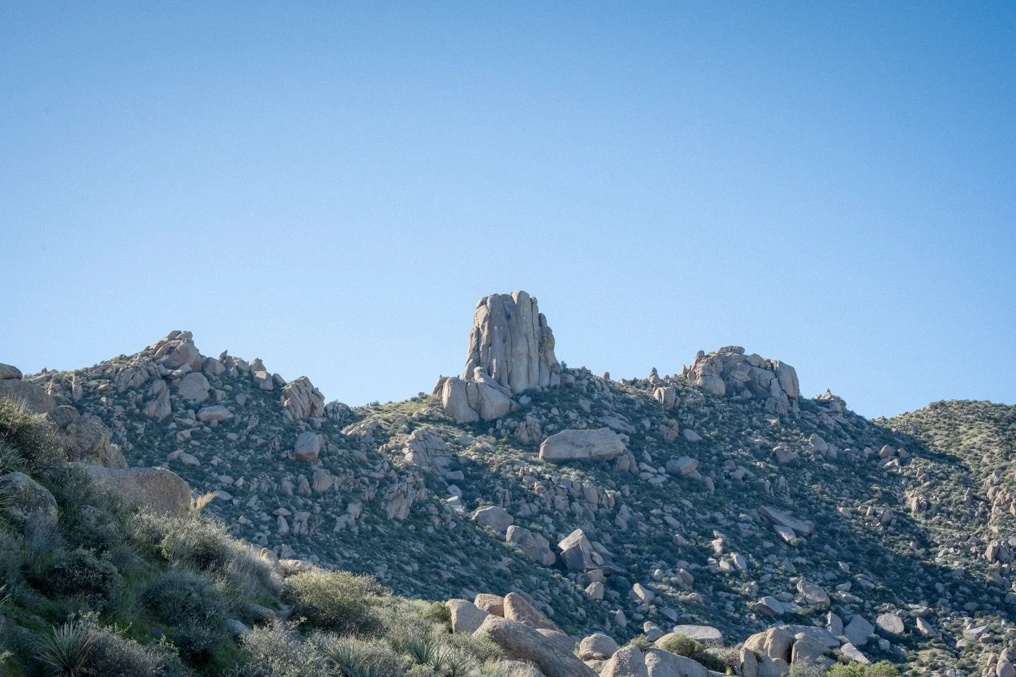✨ Tom&rsquo;s Thumb ✨

Rising proudly in the McDowell Mountains, Tom&rsquo;s Thumb isn&rsquo;t just a striking rock formation&mdash;it&rsquo;s a testament to nature&rsquo;s artistry and climbers&rsquo; spirit. Named after Tom Kreuser, a pioneering cl