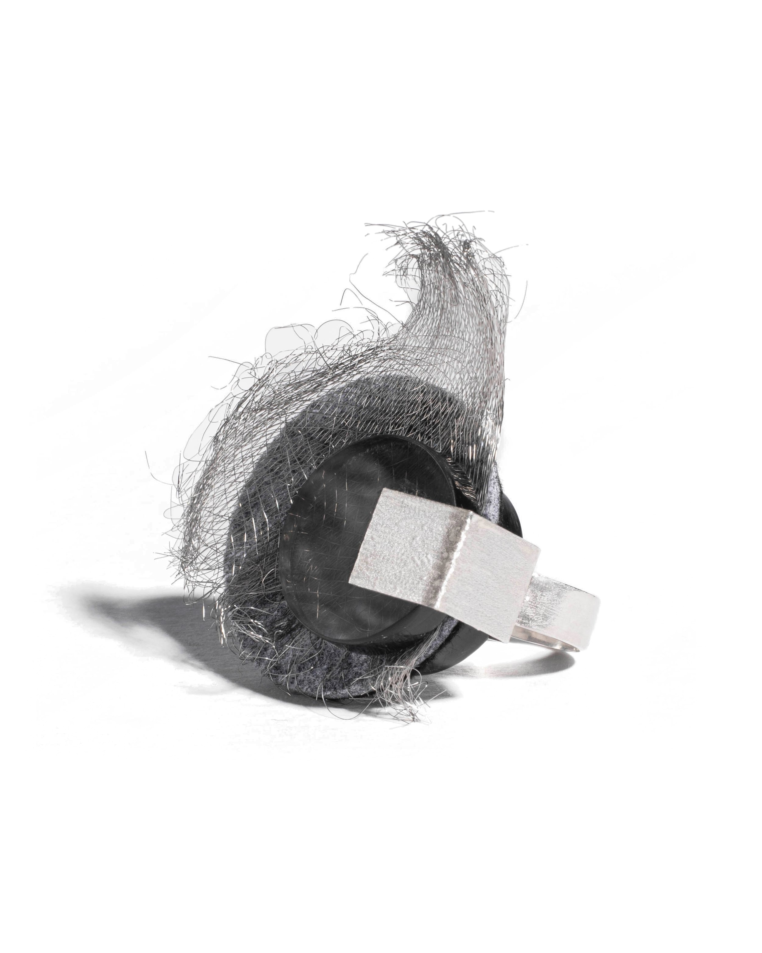 012-mesh-in-motion-i-intact.png
