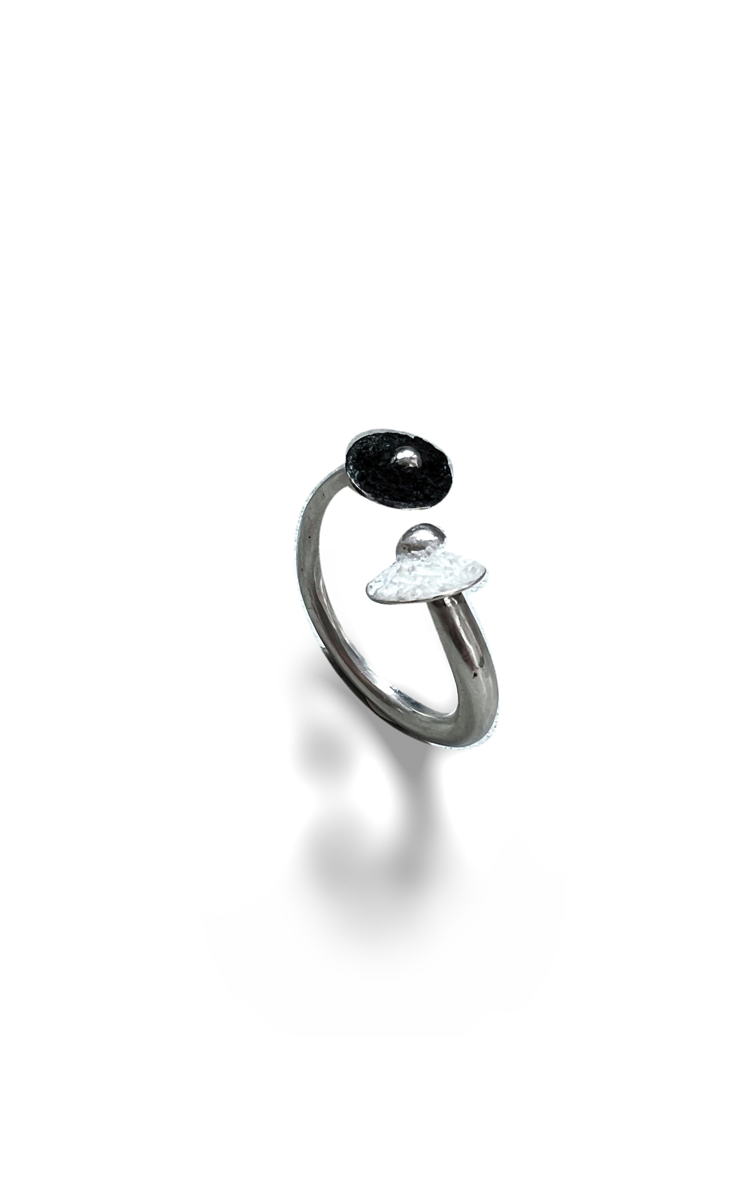 080-glow-shade-white.png