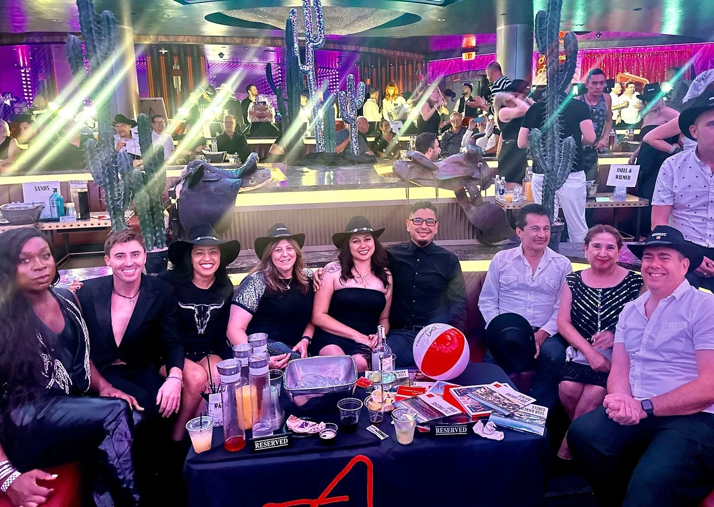 ✨ Had an absolute blast at AFAN last night with this crew! Grateful for good vibes, great company &amp; unforgettable memories. 💃🎶 #AFAN #vegasnights