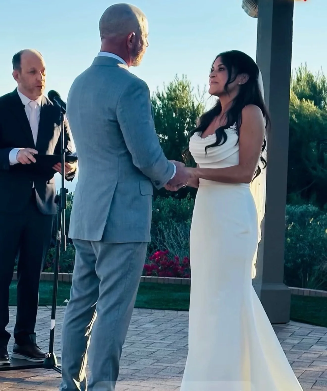 Still smiling from the most gorgeous coastal wedding. Congratulations, Jennifer &amp; Ehren may your life together be as stunning as the views! 🤍@terranearesort

#JenniferAndEhren #TheAlessis #WeddingWeekend #CoastalWedding #CaliforniaWedding #Terra