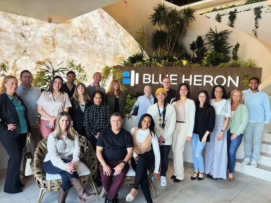 Deep dive today with the @blueheronhomes team! 🏗️✨ It was incredible getting a behind the scenes look at their latest innovations in architectural design and community living.

If you&rsquo;ve been dreaming of a home that perfectly blends desert bea