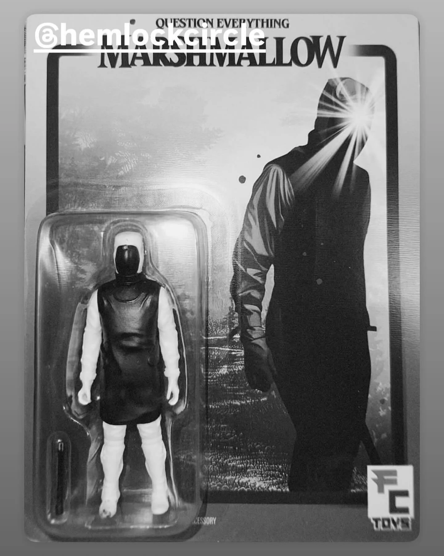 #horror #movies #horrormovie #halloween #halloweenvibes #marshmallow #halloweenfun #hasbro #horrornerd #spooky #kids #indie #movietime #film #movie #filmmaking #toys #camp #halloweenvibes #scary #actionfigures #movienight #toycollector #toystagram #c