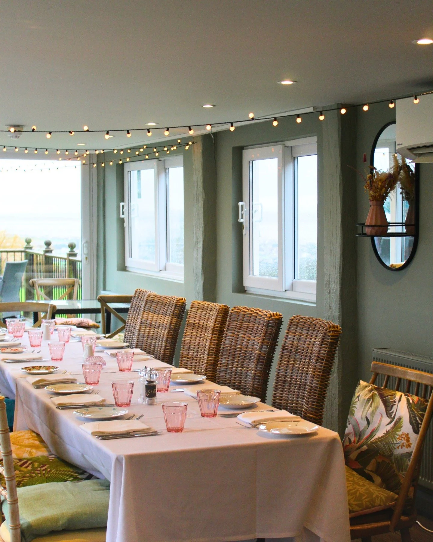 Good company, better views. Just another afternoon in the Eucalyptus Room.🪷

#PrivateDining #AfternoonTea #VenueHire #EventSpace #LongLunch #SeaViews #CoastalDining #PrivateEvents #SpecialOccasions