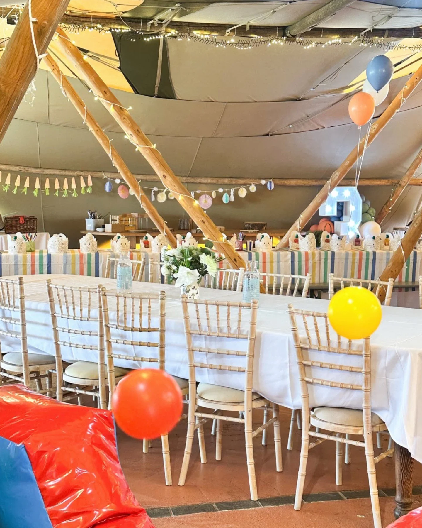 A few moments from the long weekend!
 🐣✨

#whitstable #whitstablelife #whitstablefood #bankholiday #kentcoast #easterweekend #bankholiday #coastalliving #seasidevibes #foodanddrink #ukrestaurants #eatlocal #halfterm