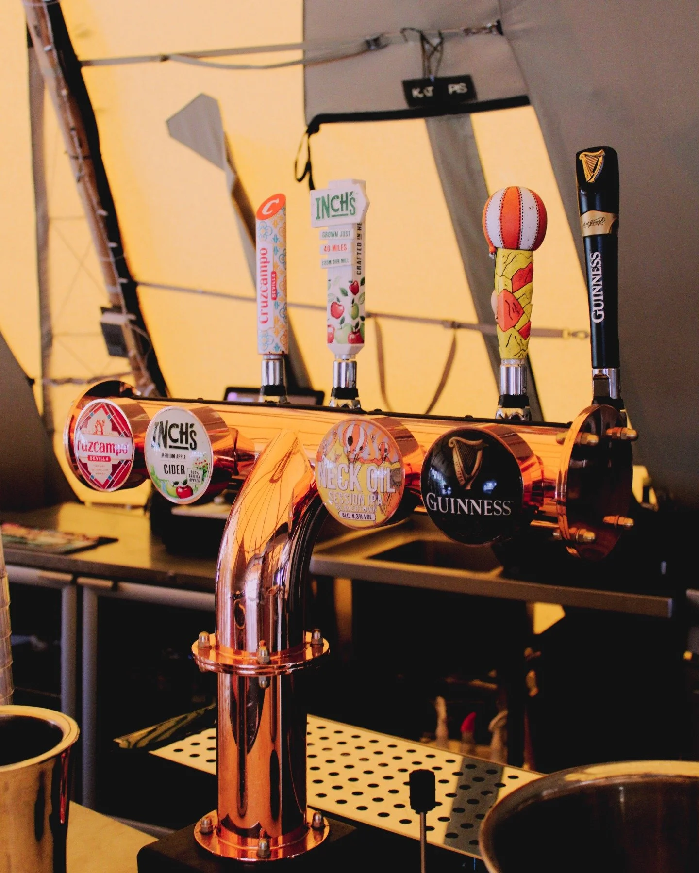 Bar. Disco ball. Dance floor. Views.🪩🕺🏽
Our tipi has everything your celebration needs under one (very beautiful) roof.

Come and see it for yourself! 👀✨

#EventVenue #TipiVenue #Whitstable #KentEvents #PartyVenue #CrescentTurner #UniqueVenues #V