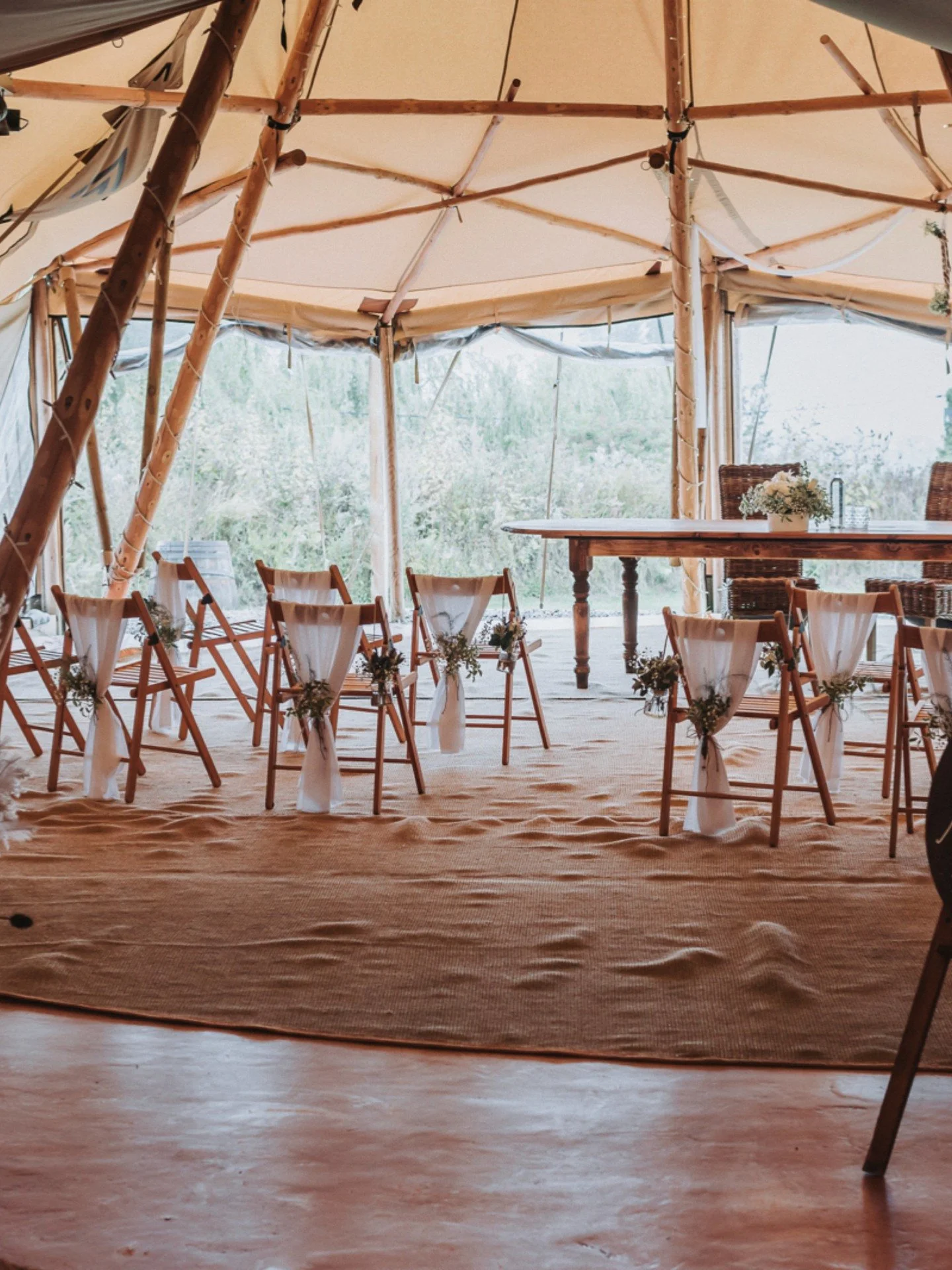 No matter what your dream wedding looks like, we've got the people to make it happen. Tried and tested musicians, entertainers, decorators and everything in between. 

Drop us a message to start planning. 🤍

#Whitstable #WhitstableWedding #KentWeddi