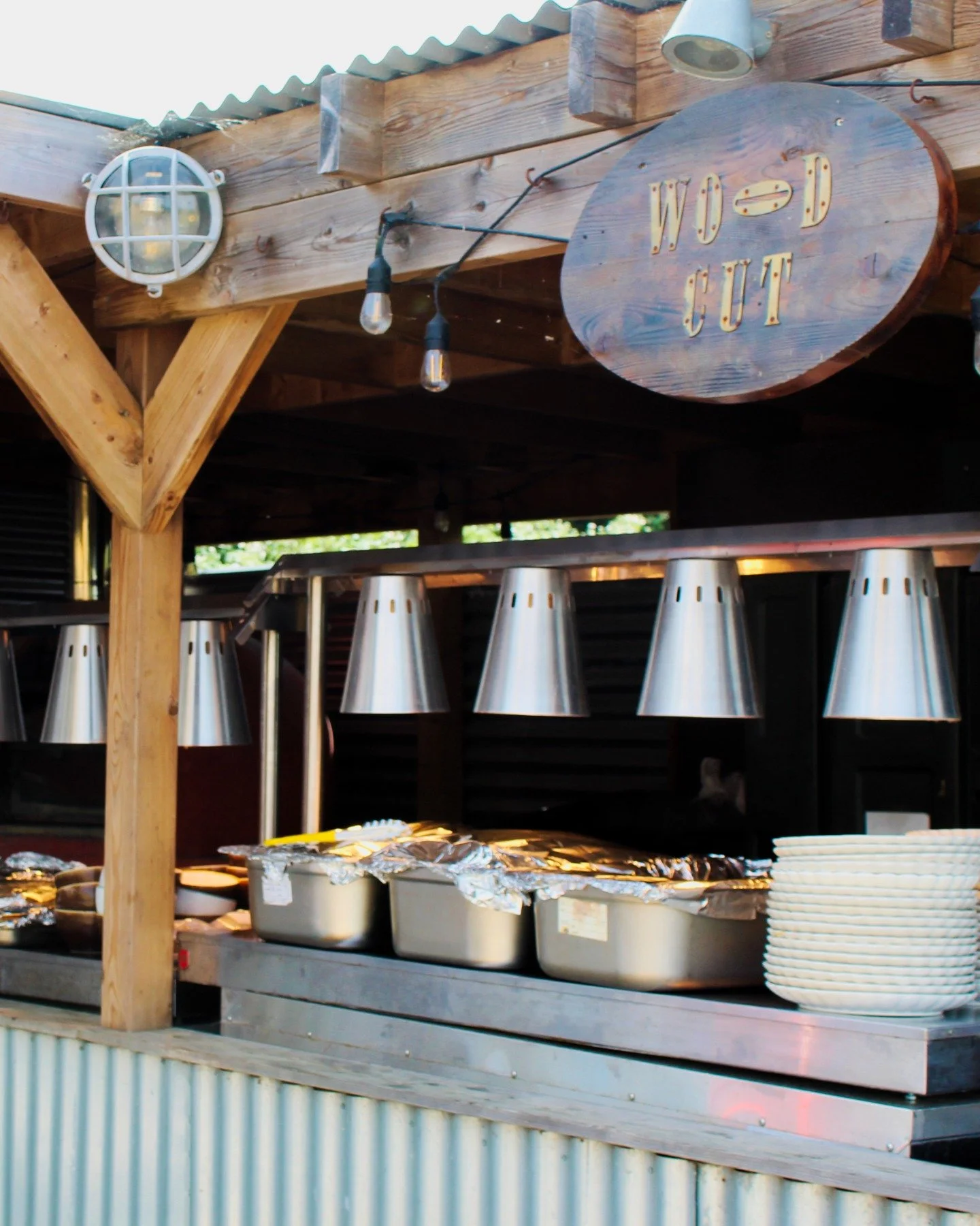 Behind the scenes at Woodcut, our tipi kitchen. 🍽️🔥

#WoodcutKitchen #BehindTheScenes #TipiWedding #OutdoorCatering #WeddingFood #LiveFireCooking #WeddingVenue #EventPlanners