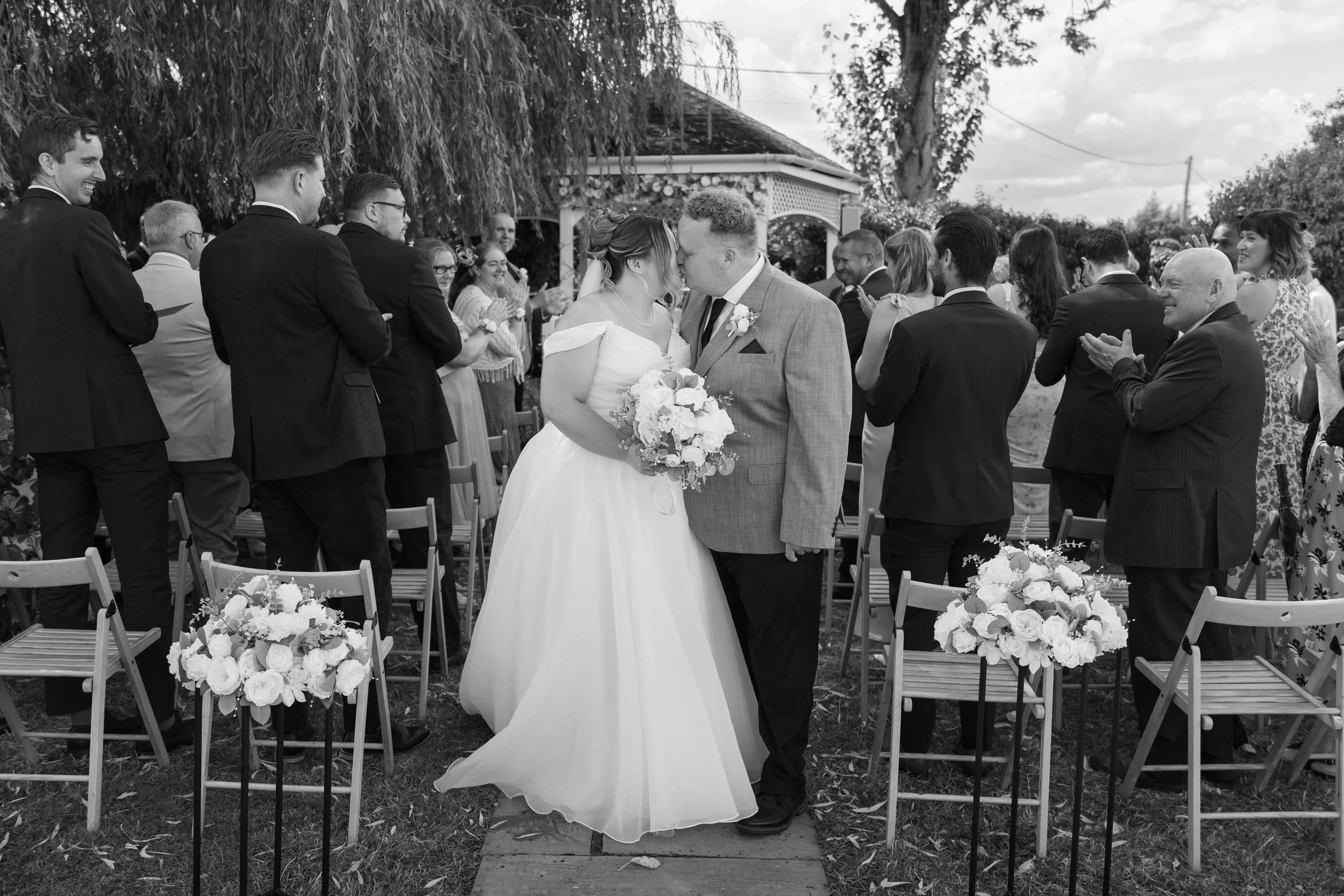 Hannah&Lewis-4128 copy.jpg
