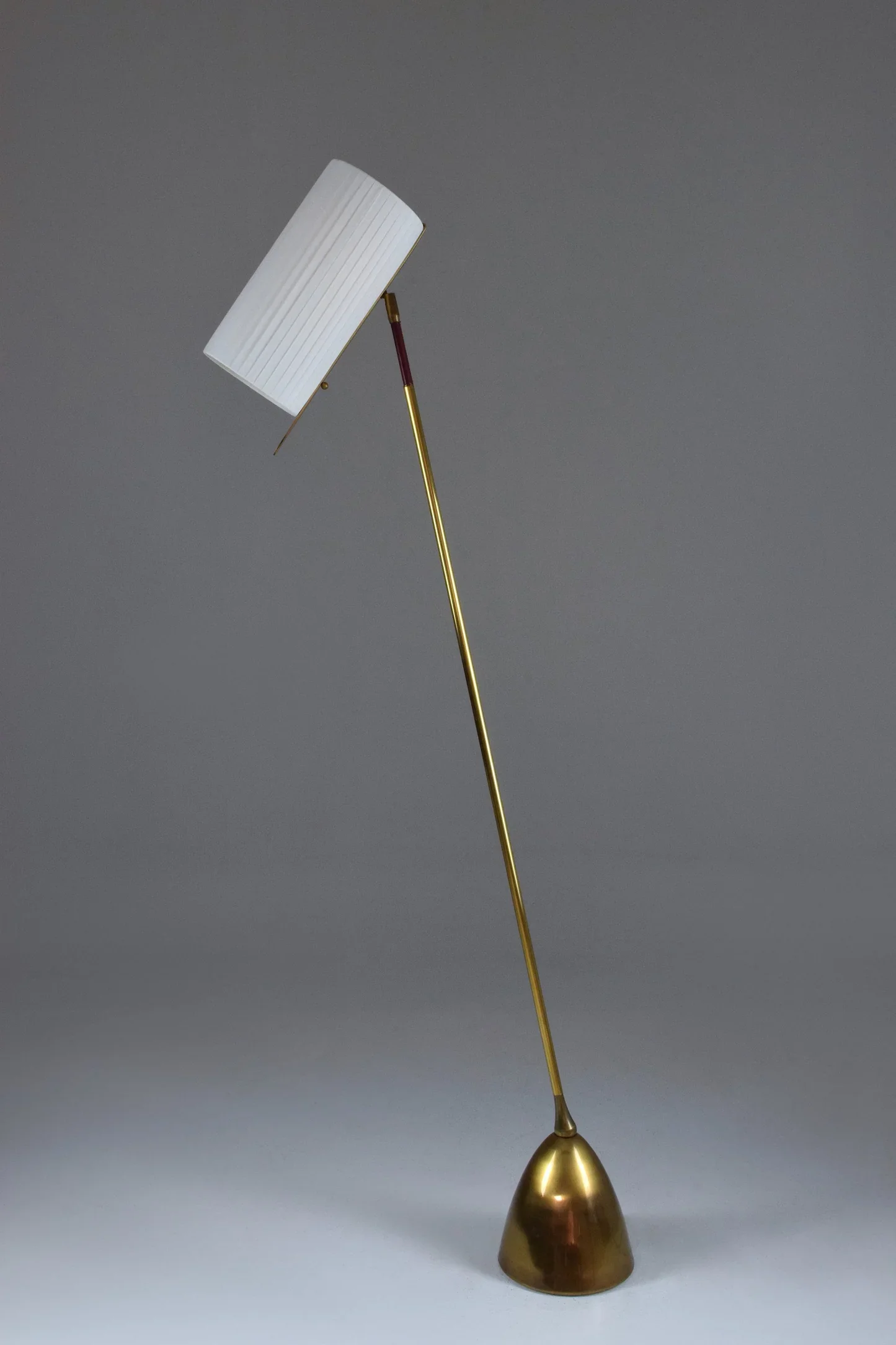 de-light-f2-796.webp