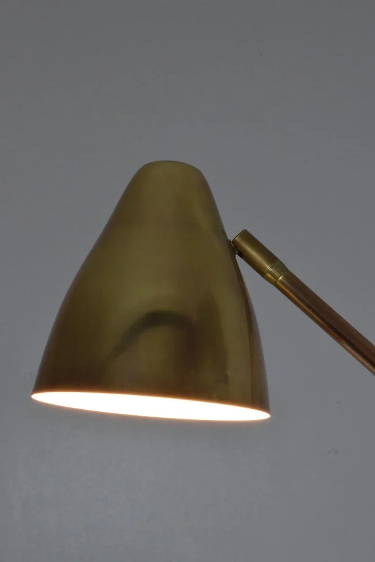 De.Light-f3_3.webp