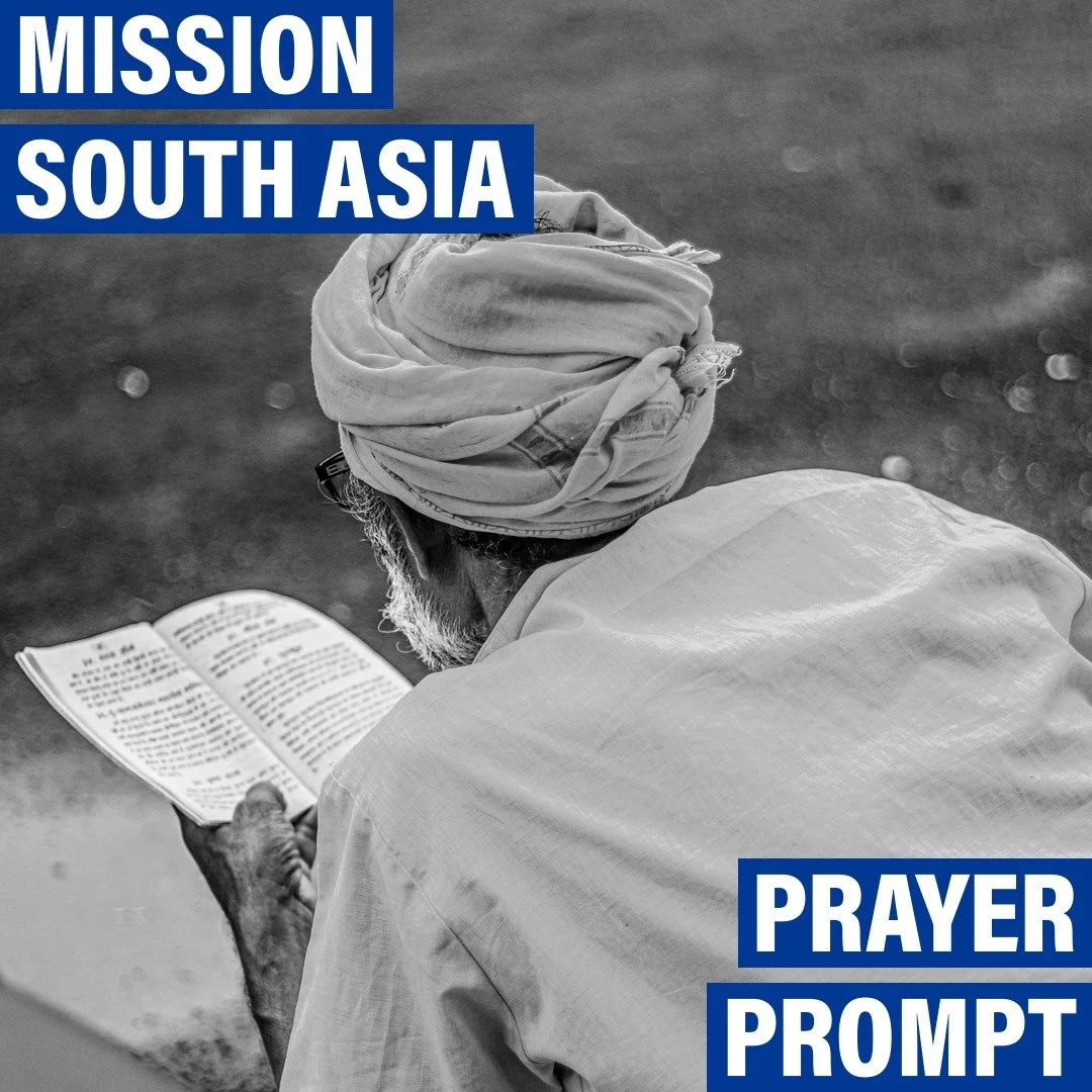 💛 11/02 &ndash; Compassion for the People

Ask the LORD to help minister to the people and see them as He does&mdash;with deep compassion. May their words bring comfort, their hands bring help, and their presence reflect Christ&rsquo;s love to every