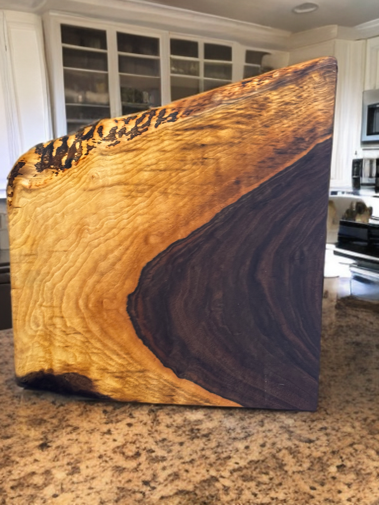 Walnut Cutting Board 2