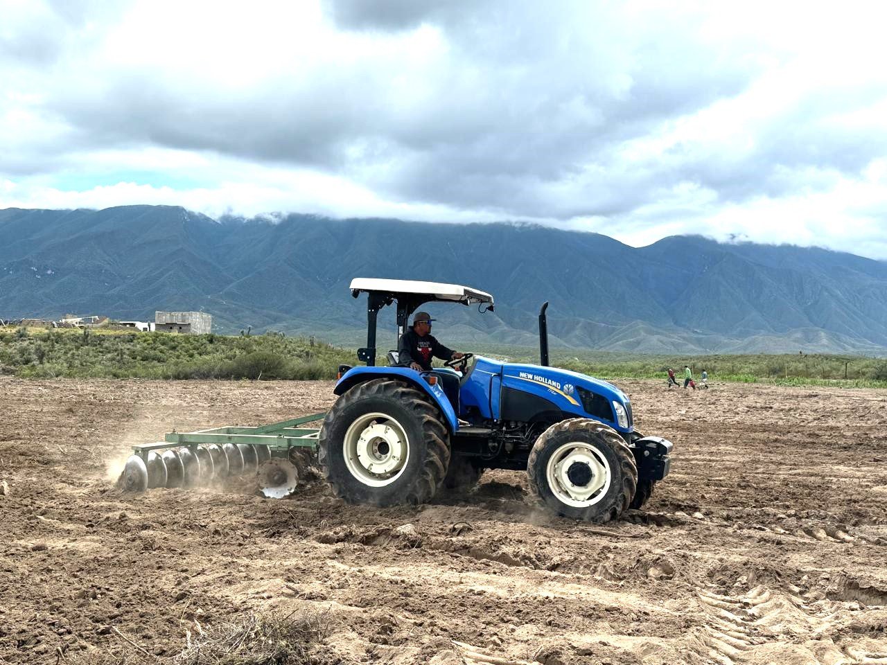 PAQUETE TRACTOR + RASTRA