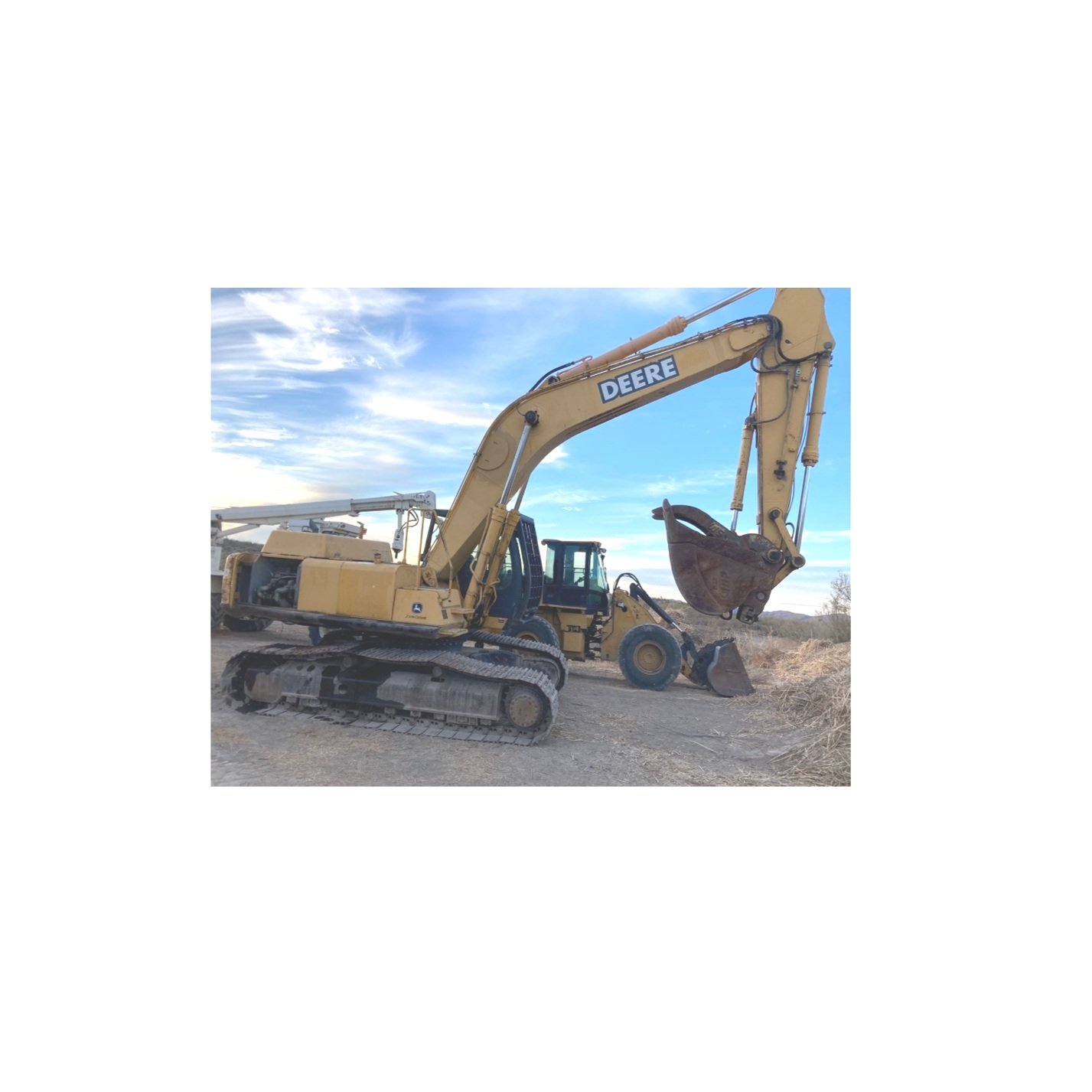 EXCAVADORA%2BORUGA%2B1%2BPEQUE%25C3%2591A.jpg