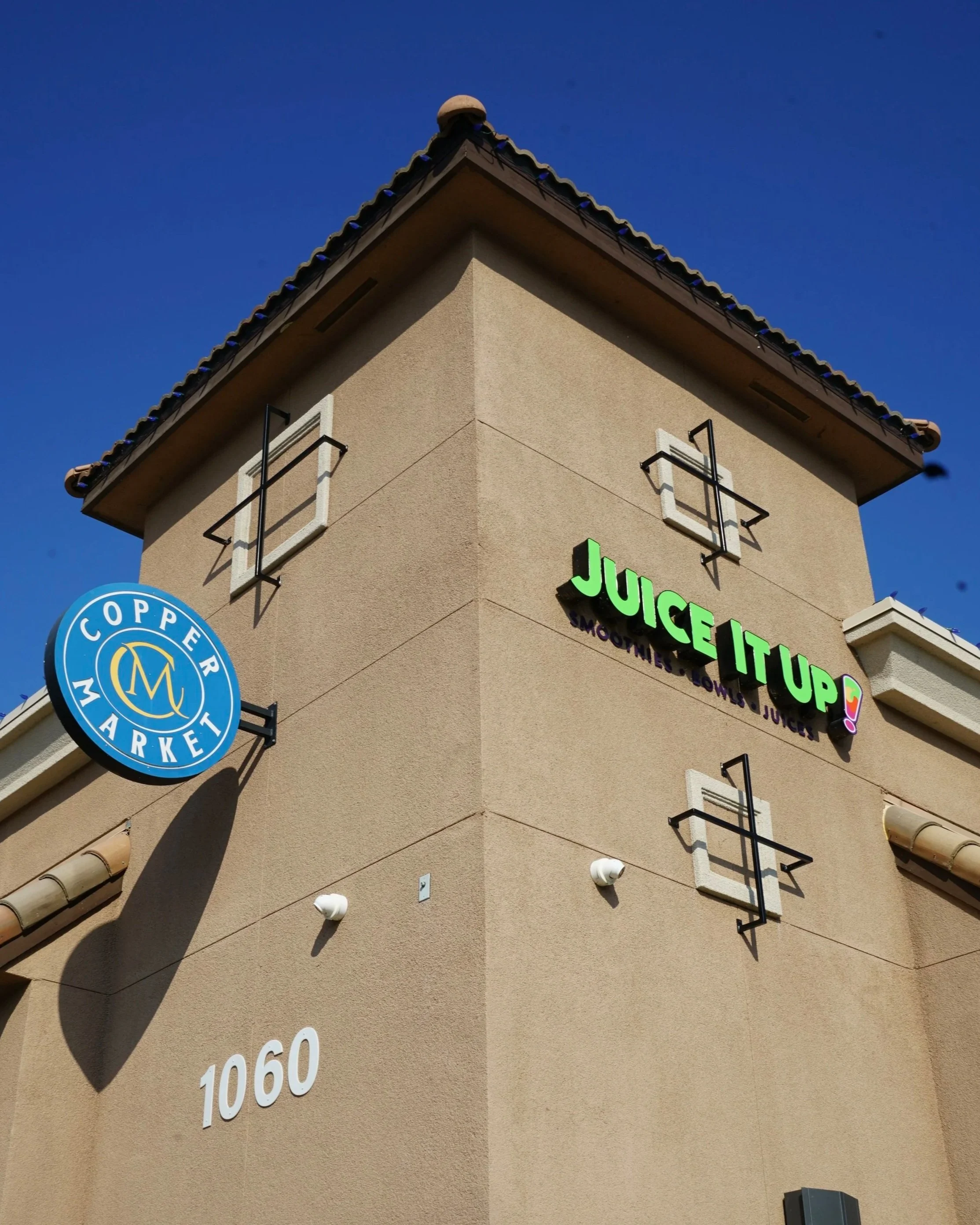 Juice it Up and Copper River Market