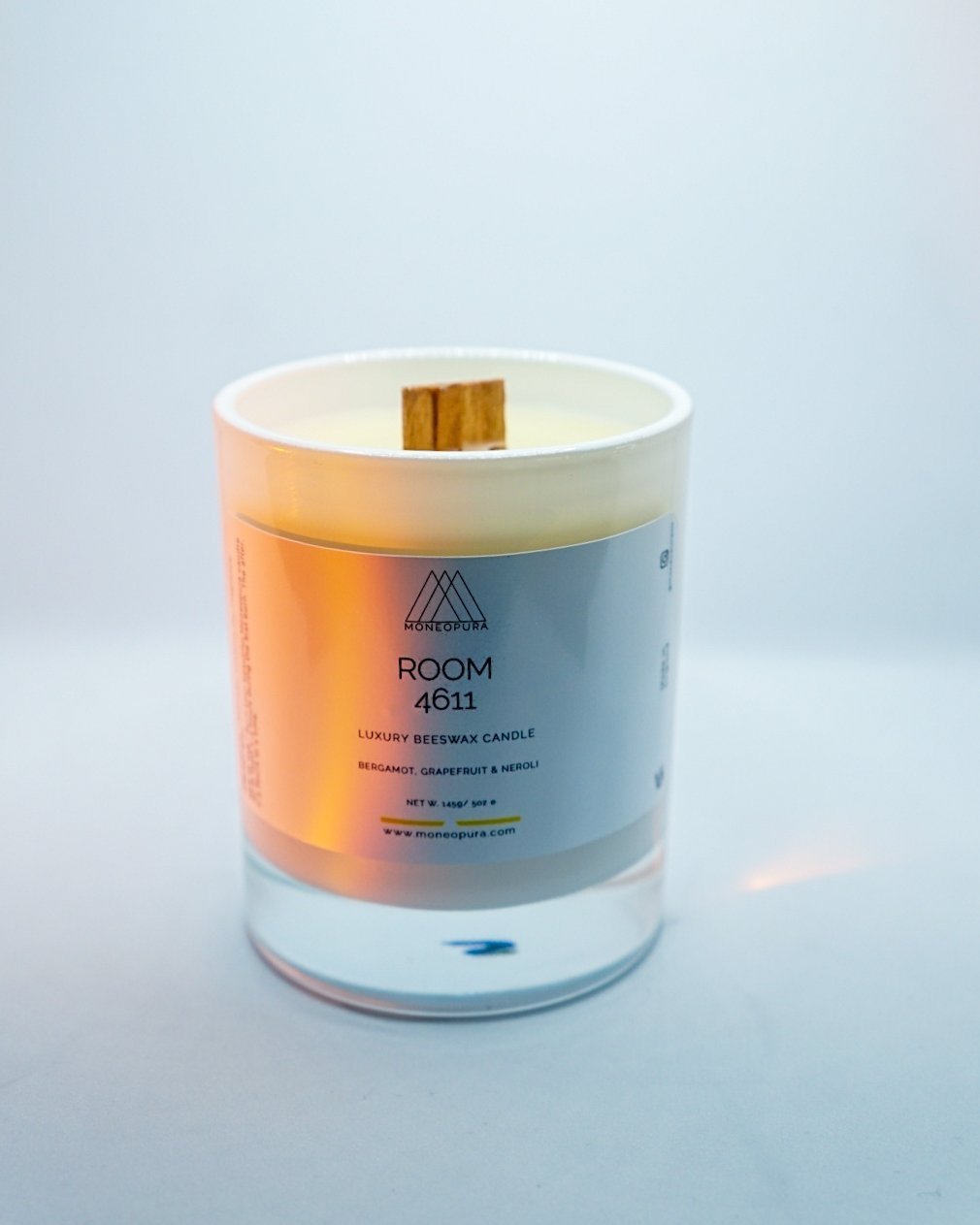 ROOM+4611+LUXURY+BEESWAX+CANDLE.jpg