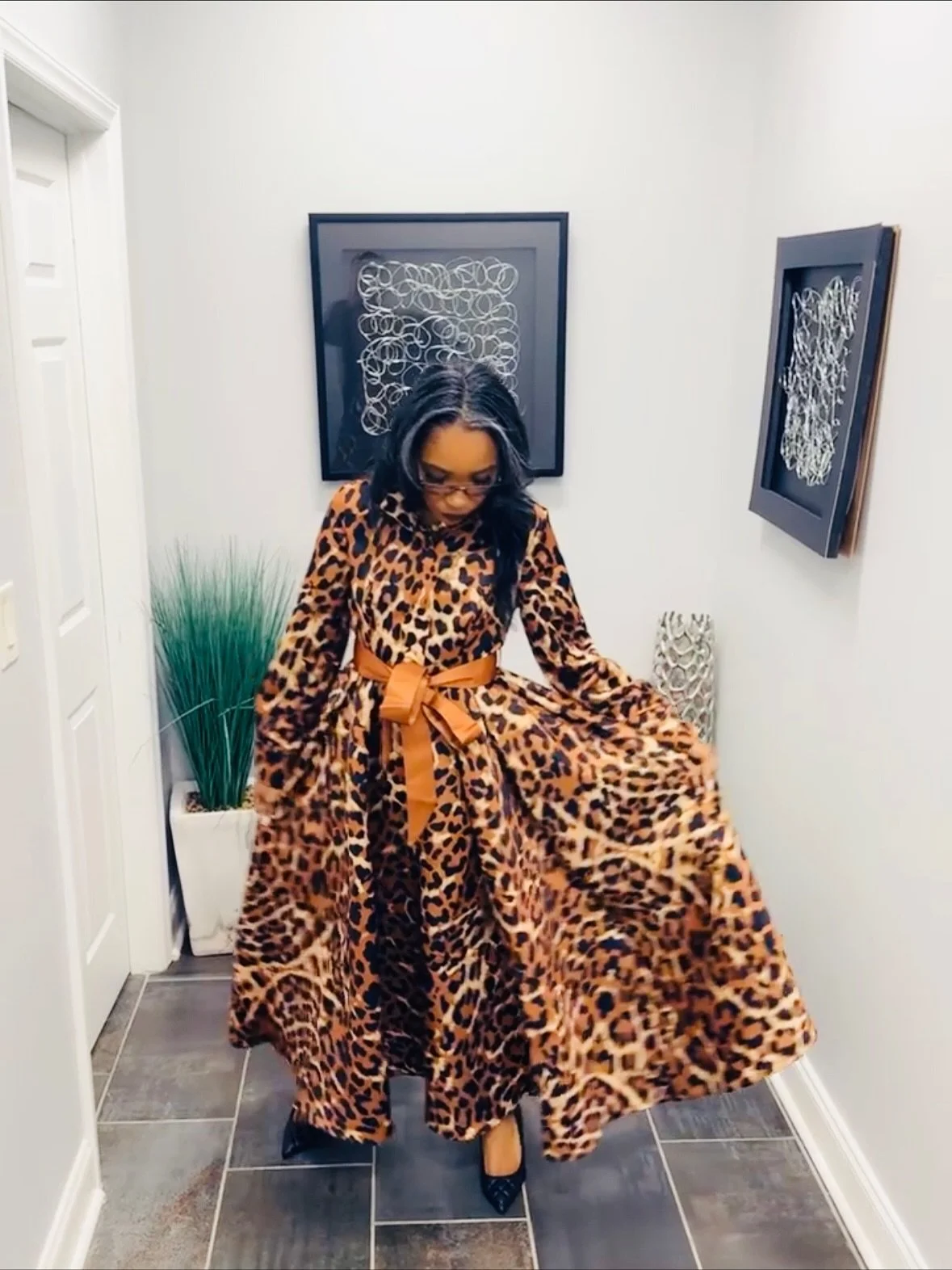 Every Saturday I try to figure out what I&rsquo;m wearing Sunday&mdash;I find it, wear it, take a pic and forget to/don&rsquo;t post it😅🤷🏽&zwj;♀️🙃I know I&rsquo;m not alone on this lol
#joyleanne #dailyjoy #graceandglam #fyp #fallcolors #explore 