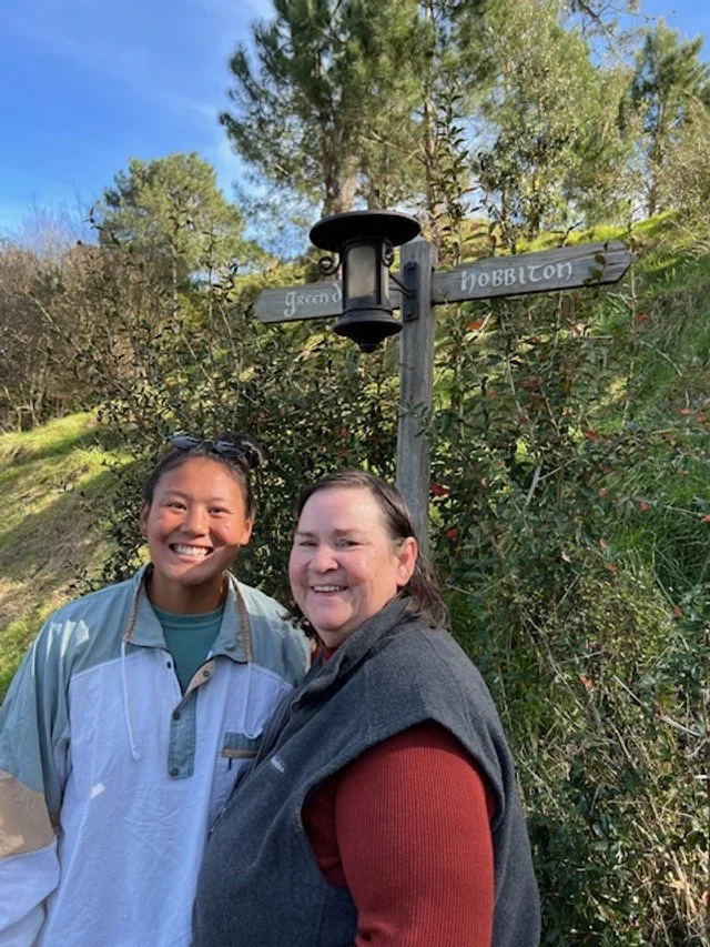 Pathway sign post