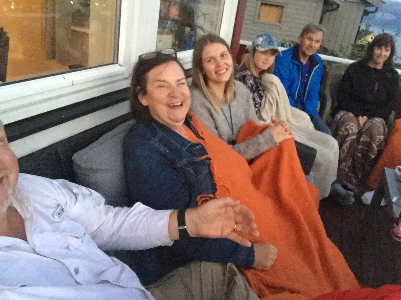 Sandy, Miriam, Betina (Miriam's little sister) and Ronny (Her dad)