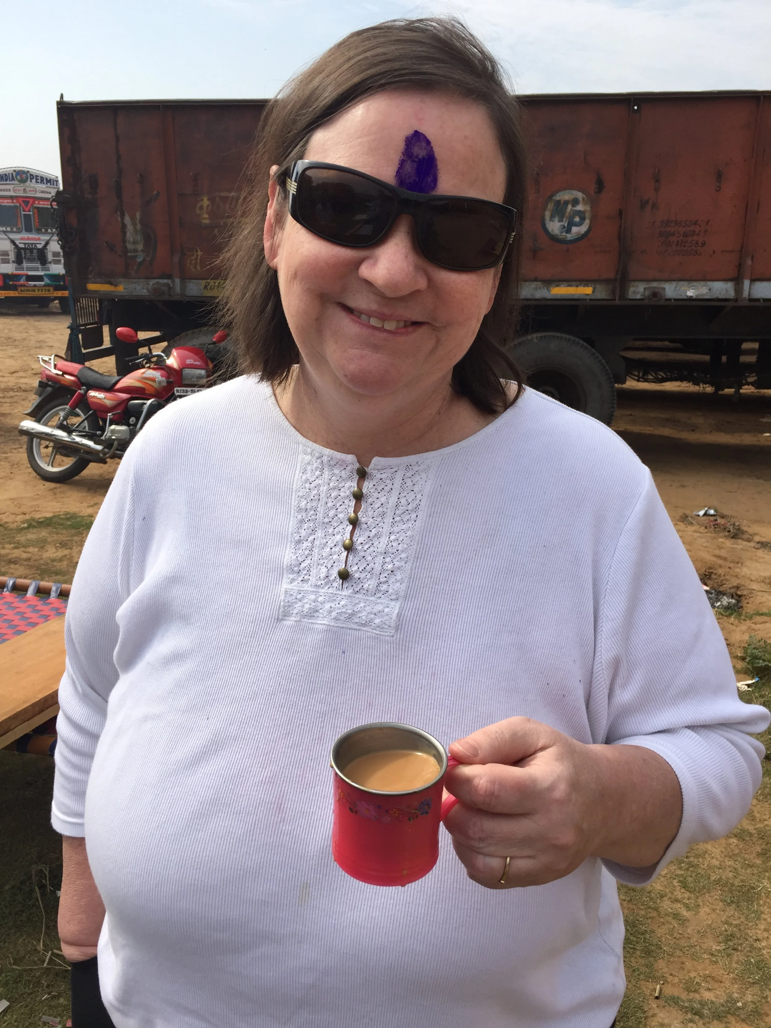Sandy with purple bindi and Thandia