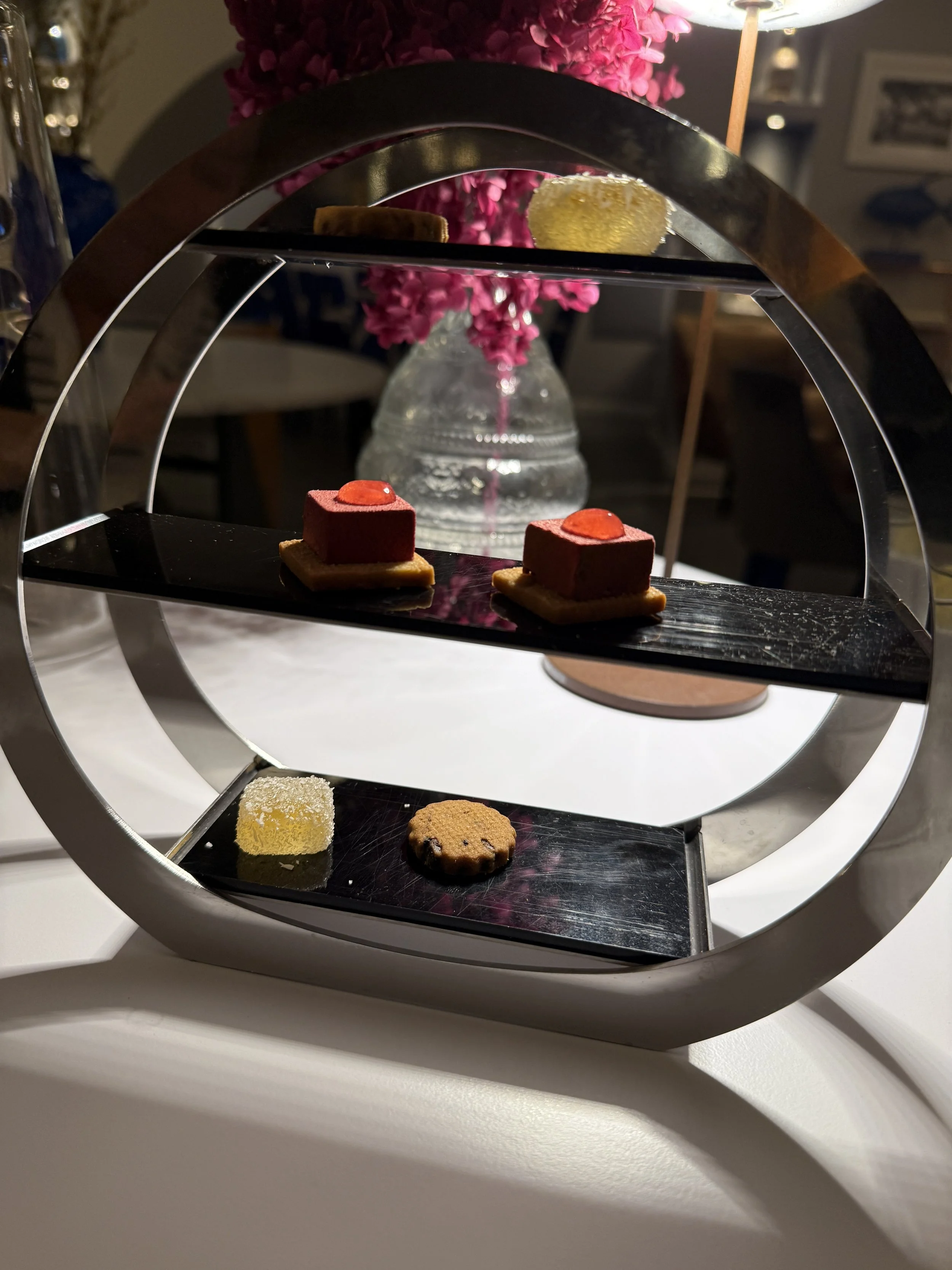 An amuse busche of dessert.