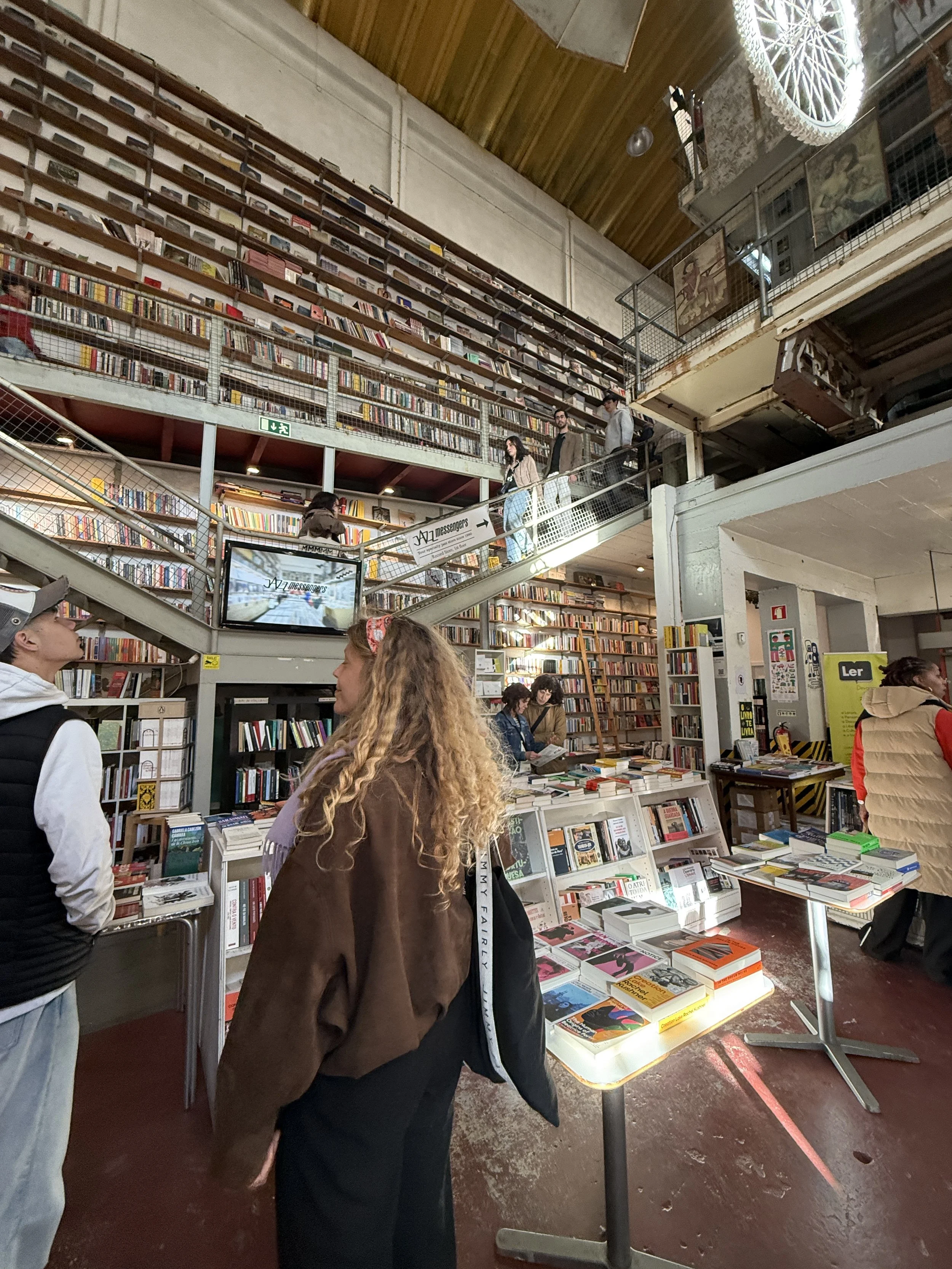Amazing Bookstore