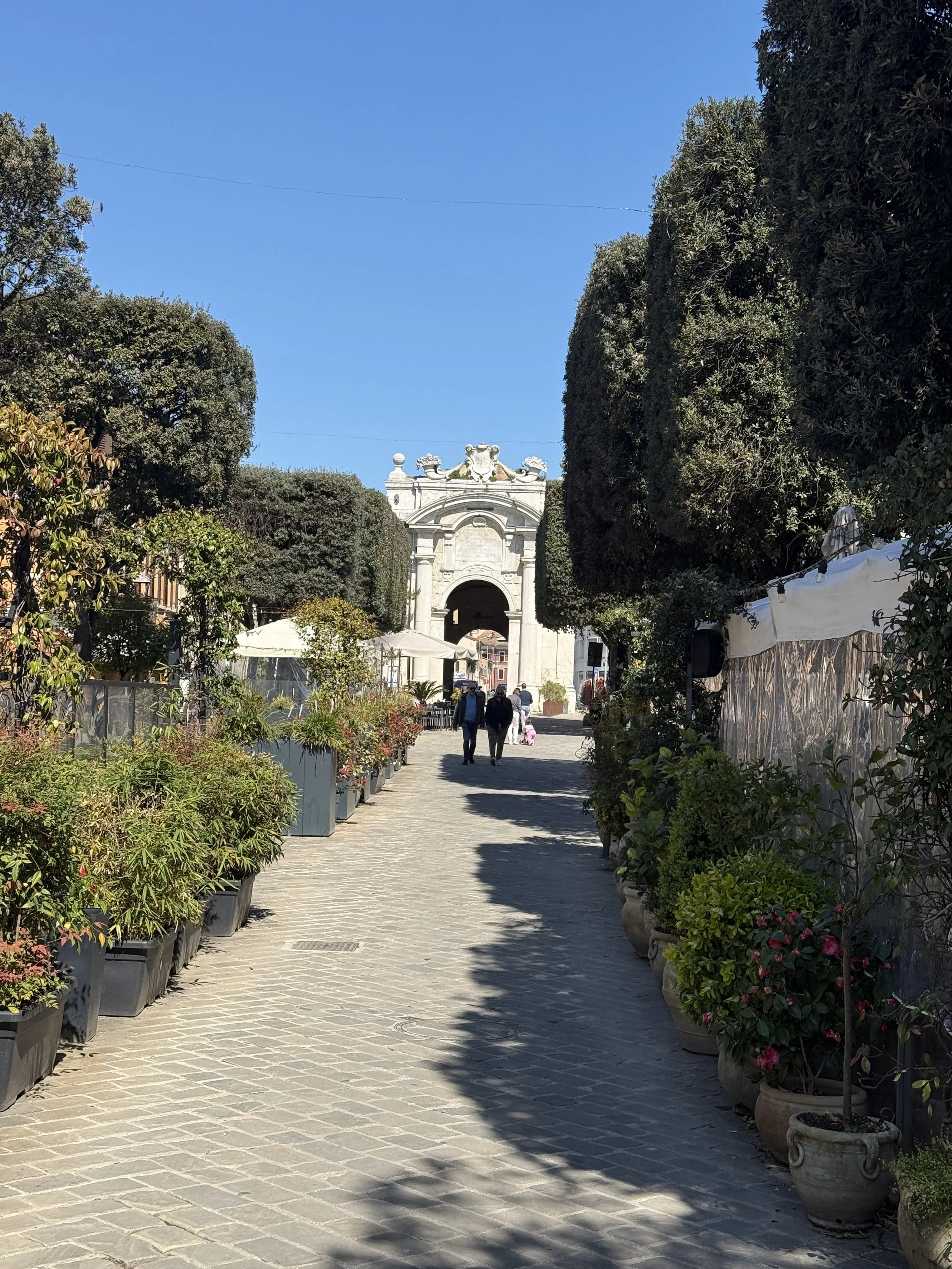 Lambertina Gate