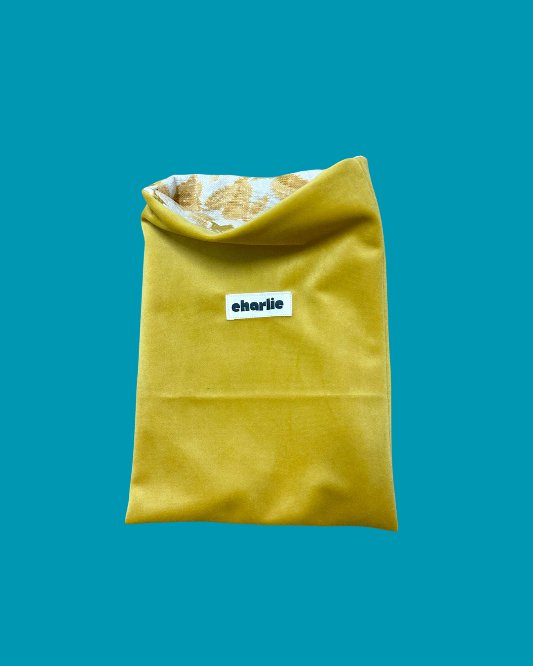 pochette-livre-grand-format-velours miel-1.png