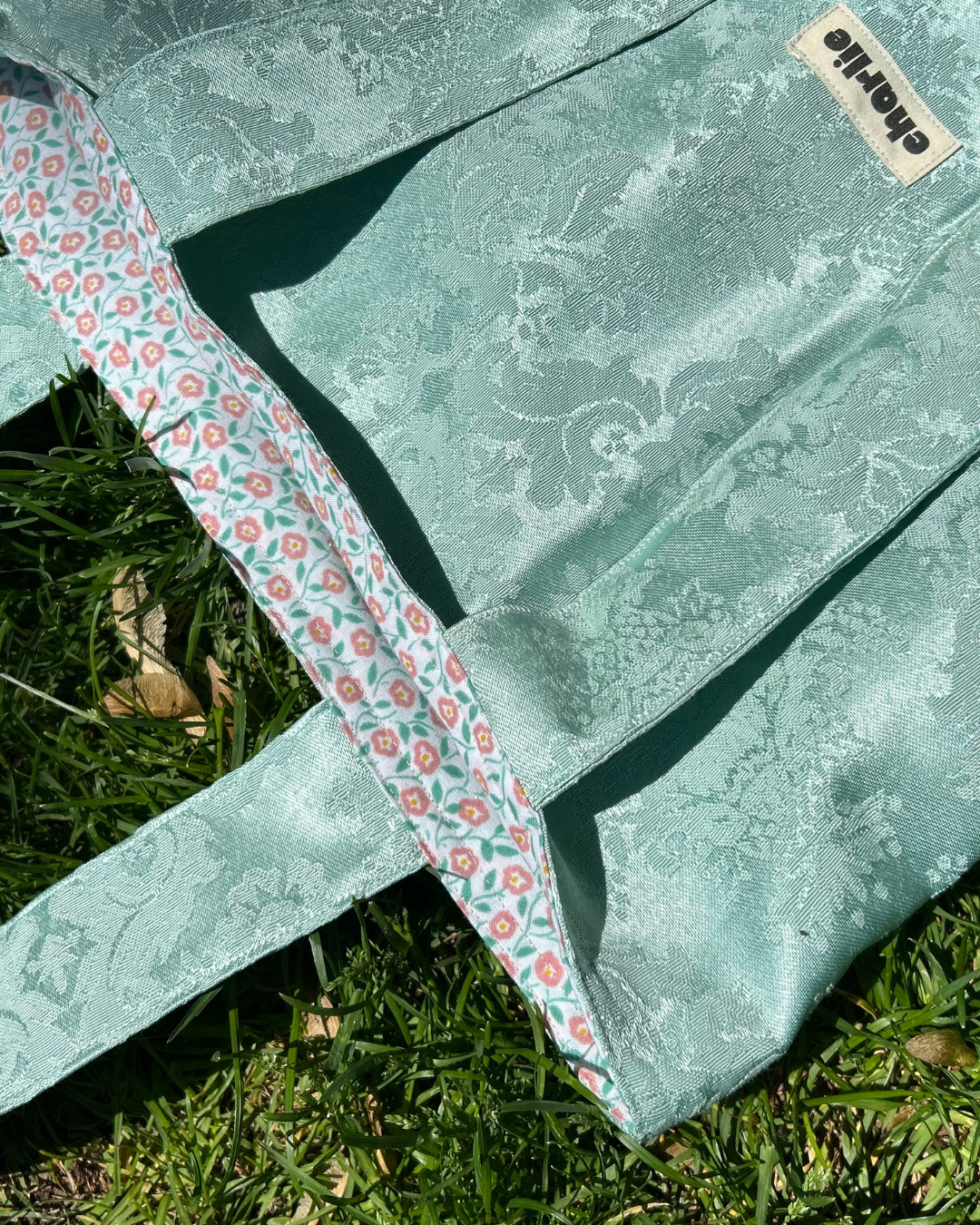 Le Tote-sac-réversible-turquoise-5.png