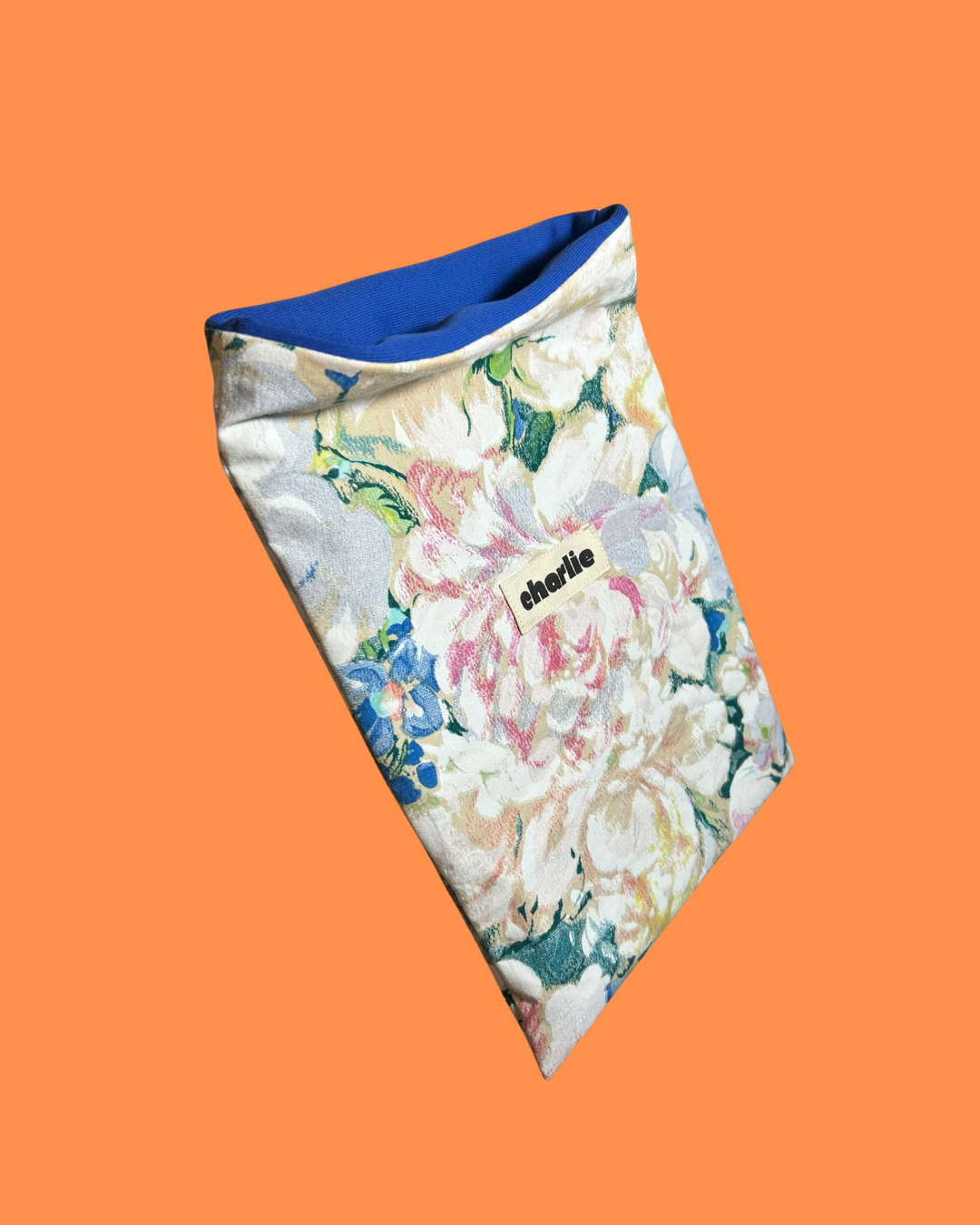 grande-pochette-livre-fleurs-bleu-1.png