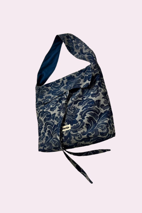 audacieux-sac-épaule-bleu-royal-2.png