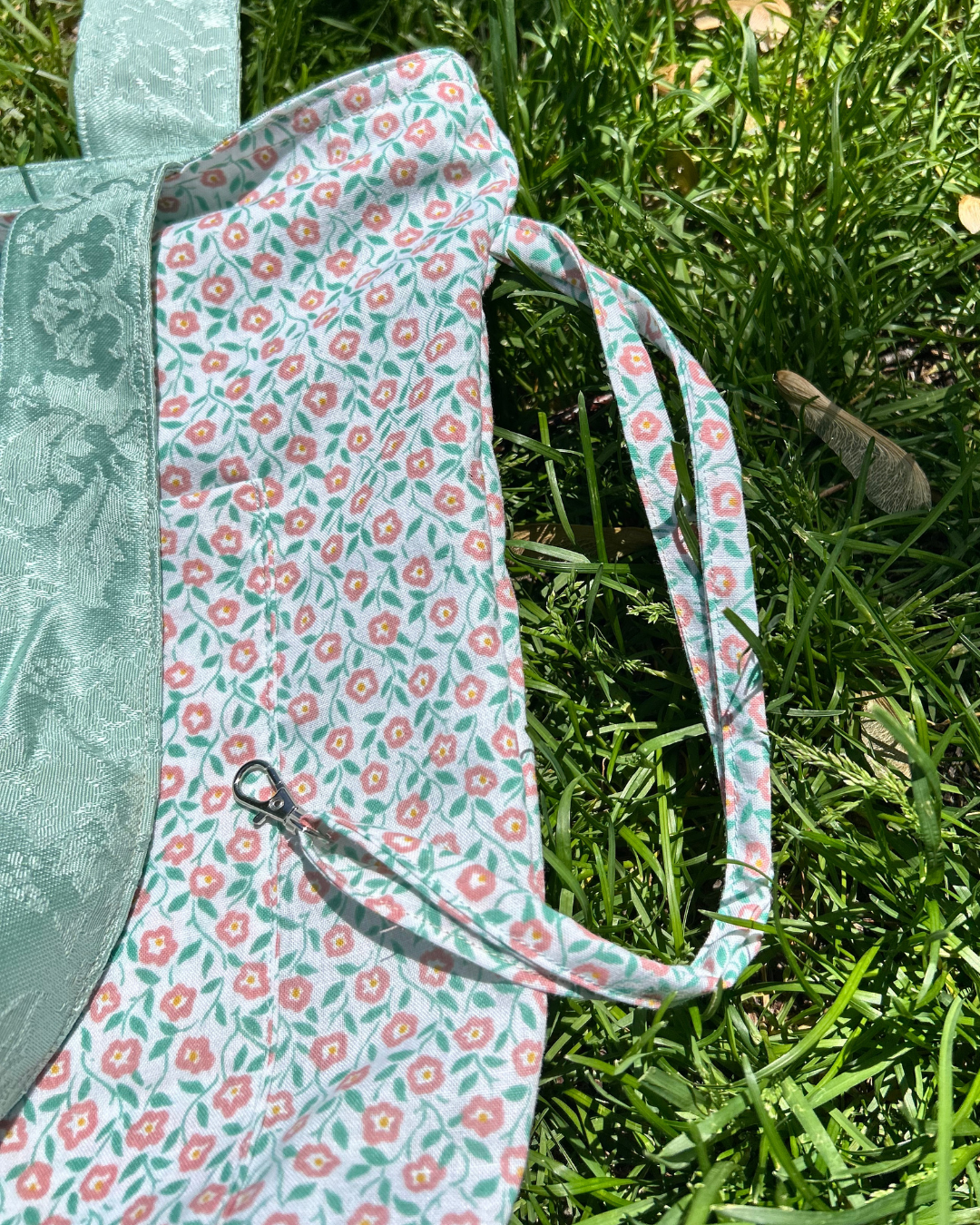 Le Tote-sac-réversible-turquoise-6.png