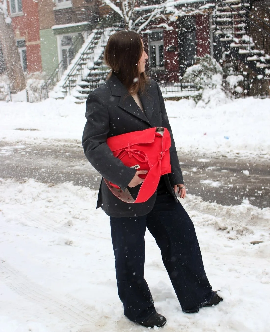 Charlie Hulin-Olivia-sac-bandouliere-imperméable-rouge-3.jpg