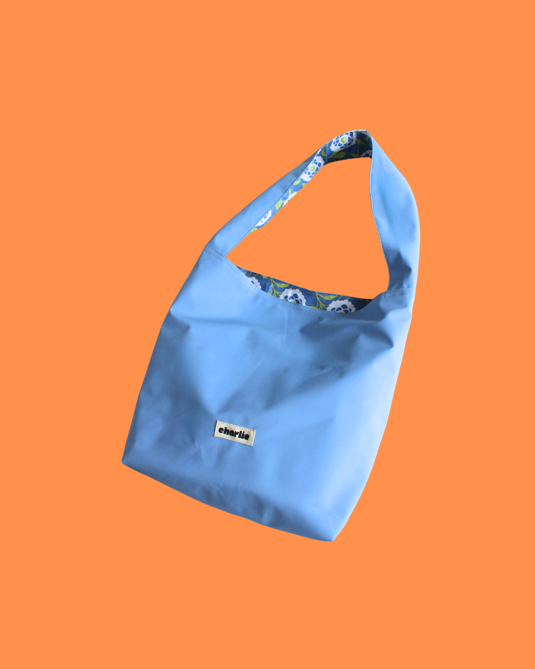 essentiel-sac-reversible-impermeable-bleu-ciel-1.png
