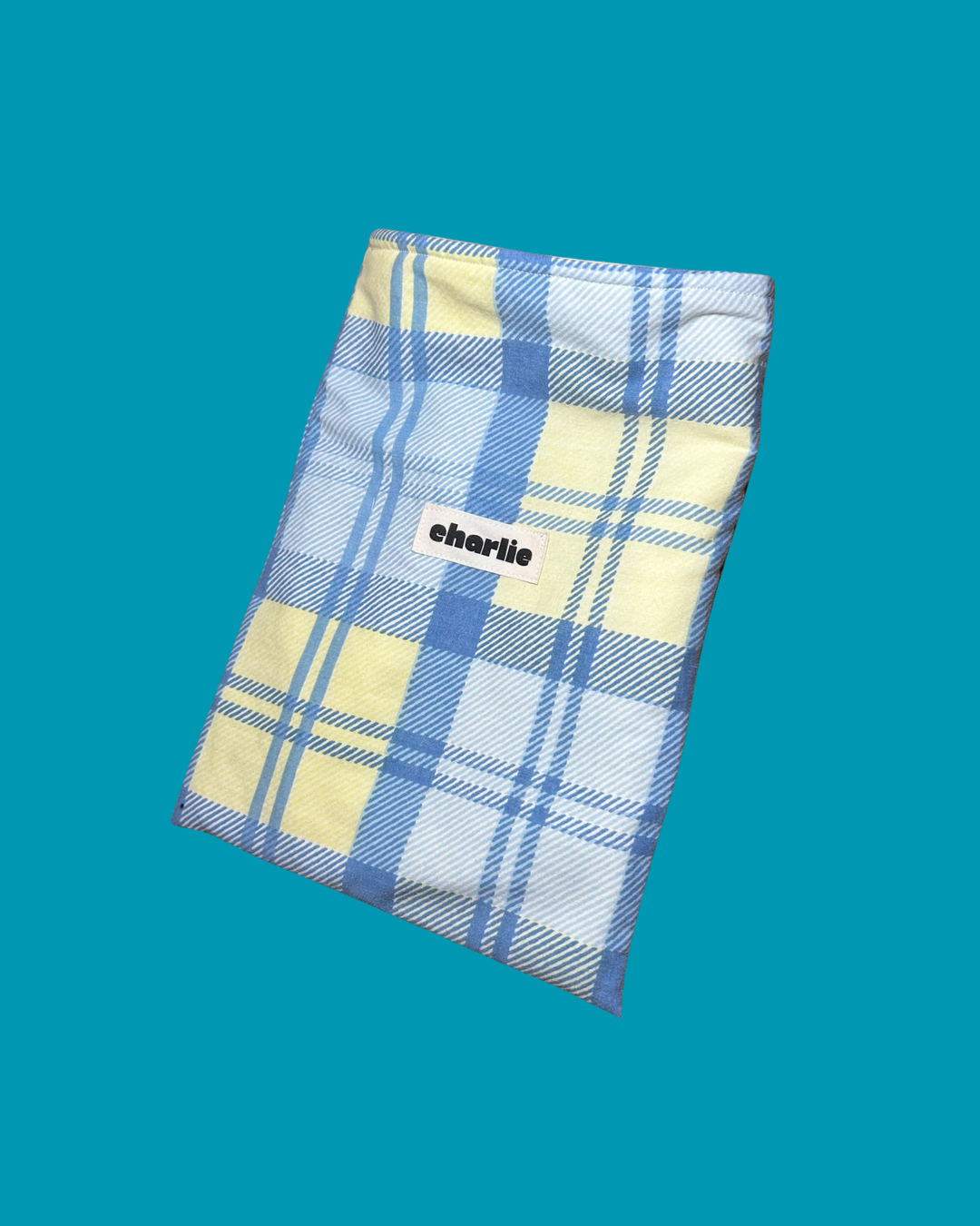 grande-pochette-livre-carreaux-beurre-2.png