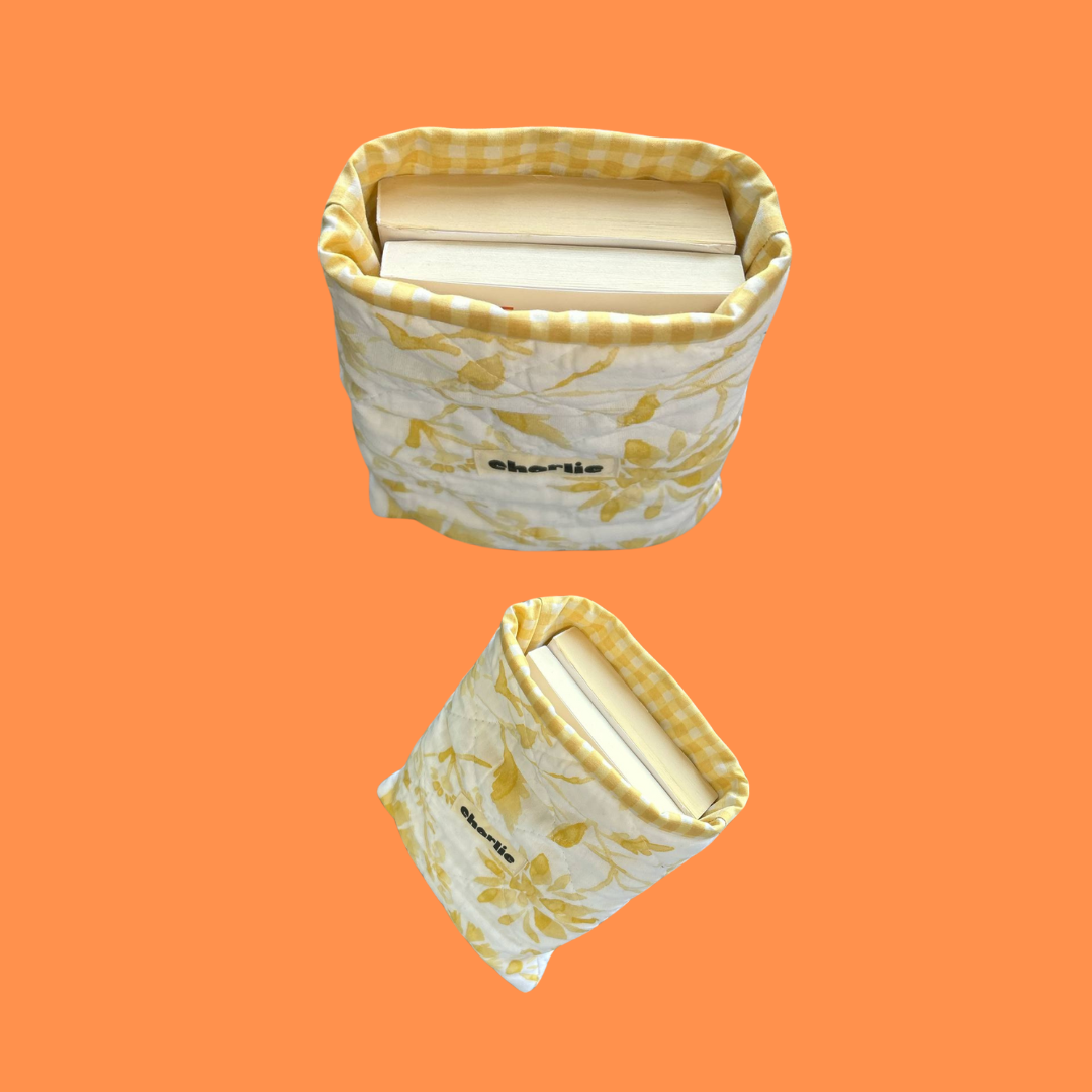 pochette-kindle-petit-livre-réversible-summy-jaune-carreau-2.png