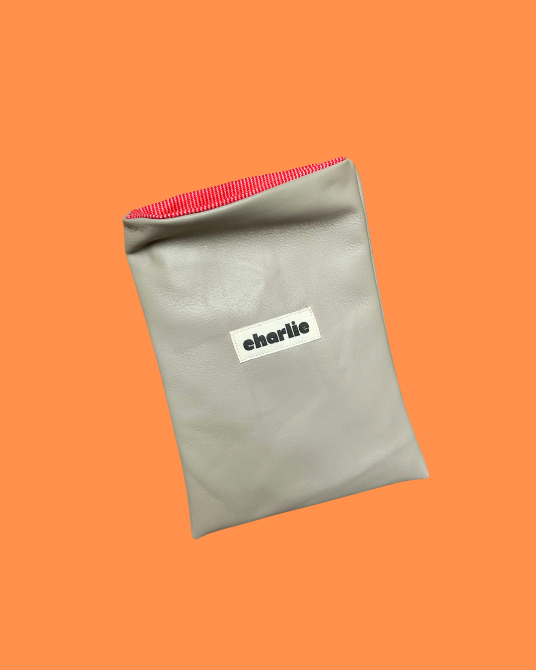 pochette-kindle-petit-livre-cuir-beige-1.png