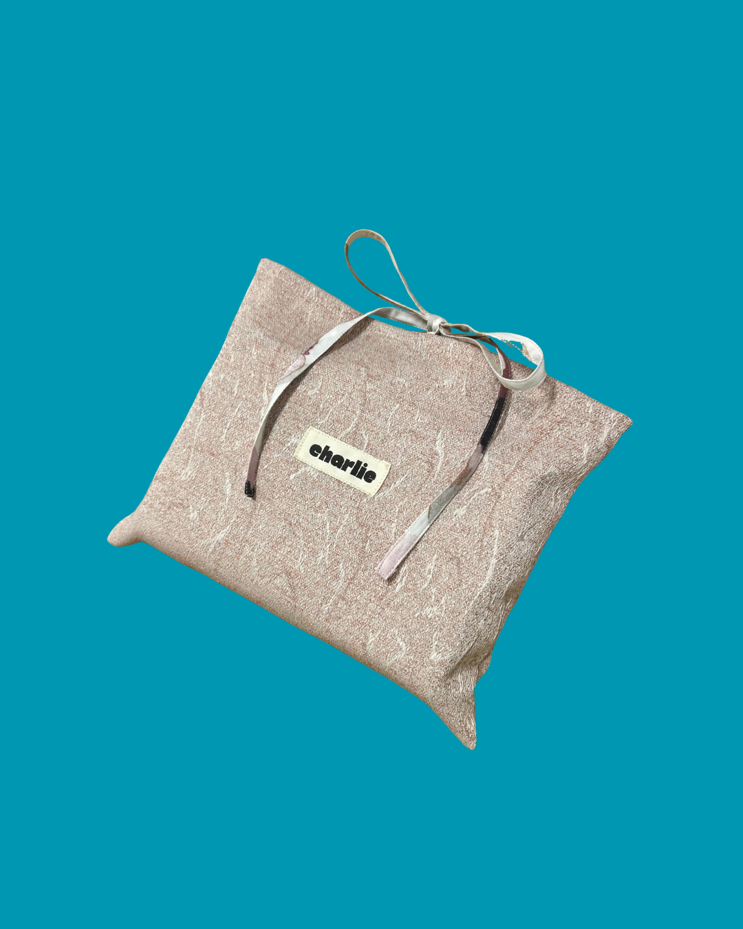 pochette-à-livre-coquette-serpentine-1.png