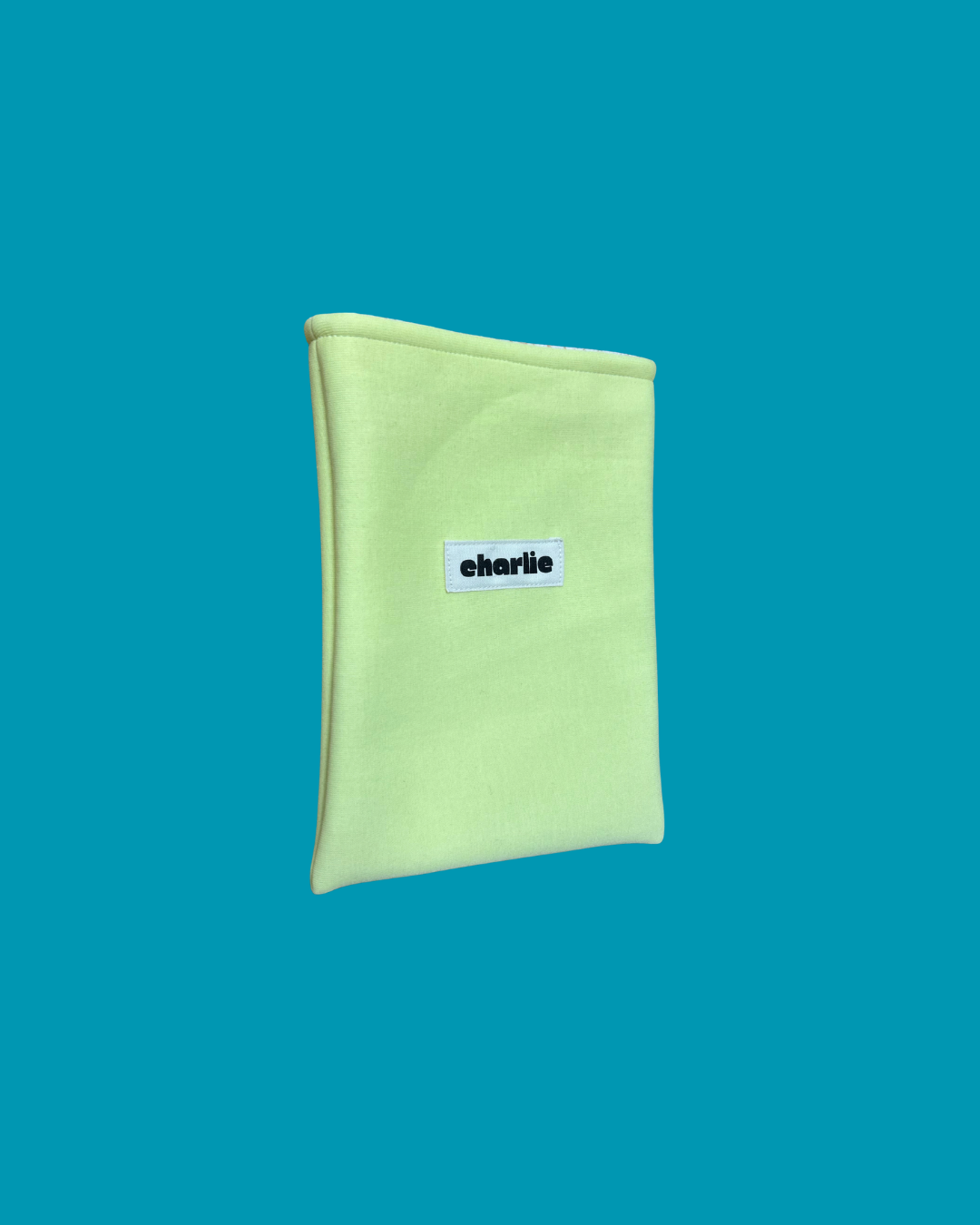 pochette-kindle-petit-livre-jaune-fluo-1 (2).png