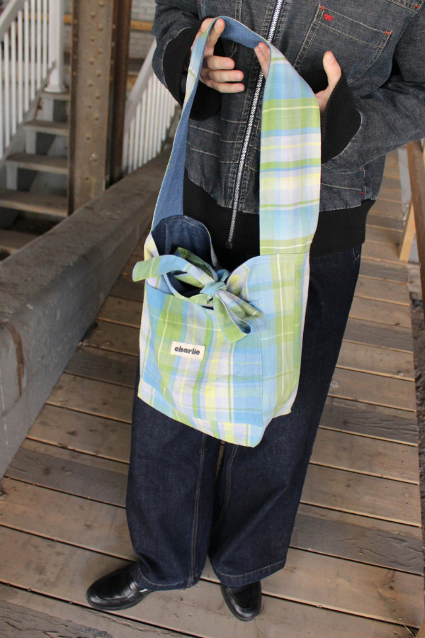 mini-bobby-sac-reversible-jeans-carreaux-5.png