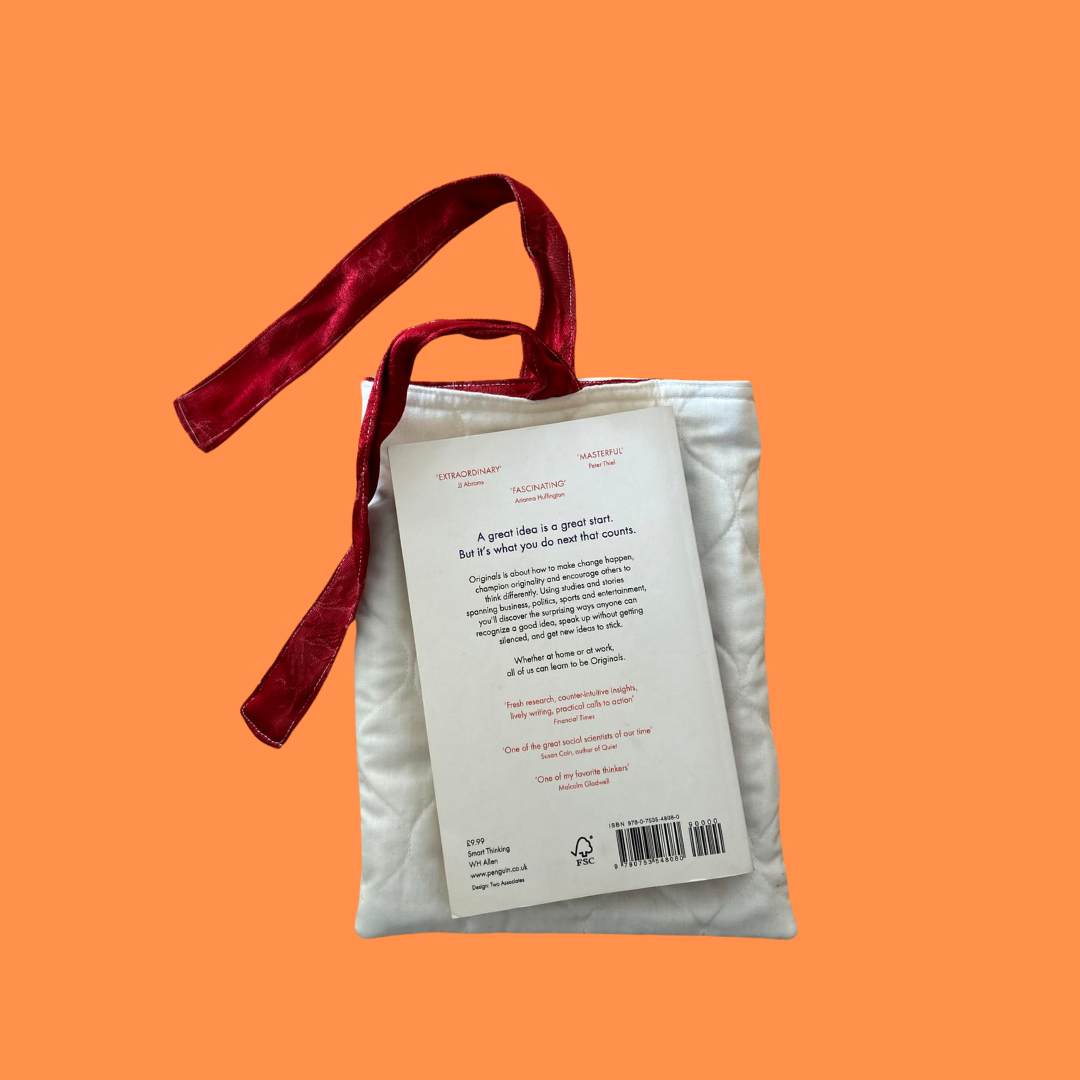 pochette-à-livre-gand-format-réversible-noël-rouge-blanc-1.png